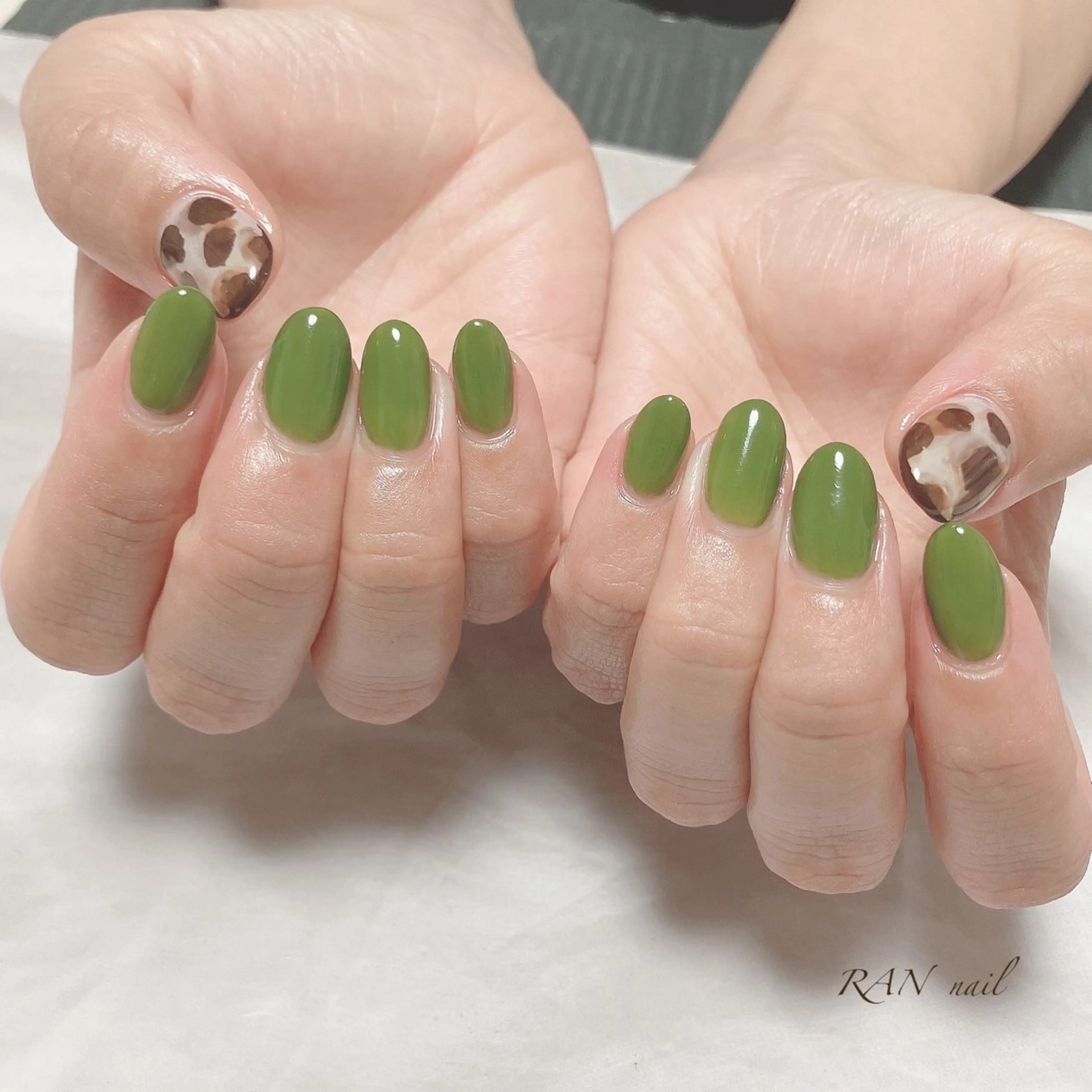 ネイル べっ甲ネイル ジェルネイル マグネットネイル パラジェル シンプルネイル ハンドネイル フットネイル RAN nail 〜ランネイル〜所属・RAN nailのネイルデザイン