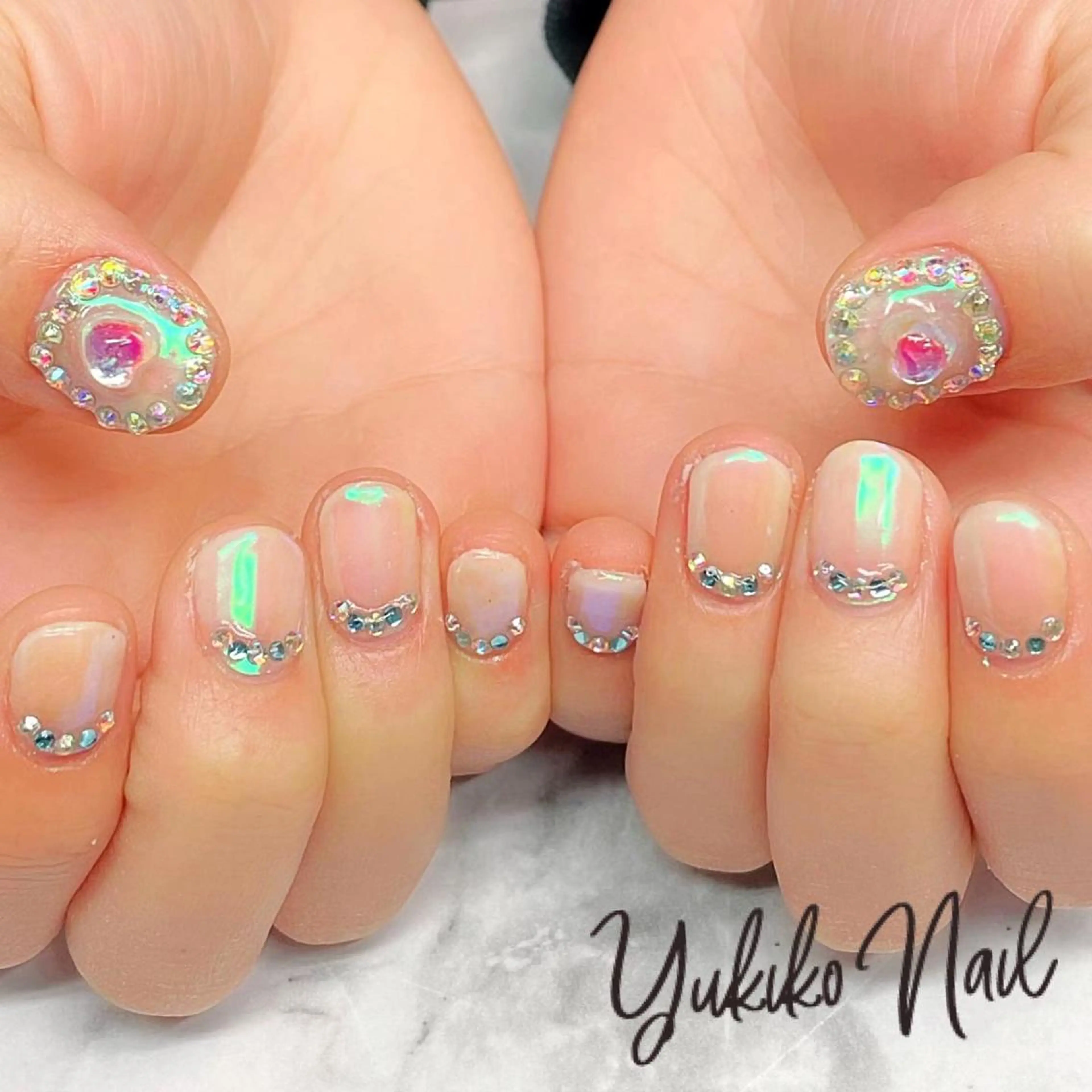 ネイル オーロラネイル 持ち込み ハンドネイル ユキコ ネイルのネイルデザイン