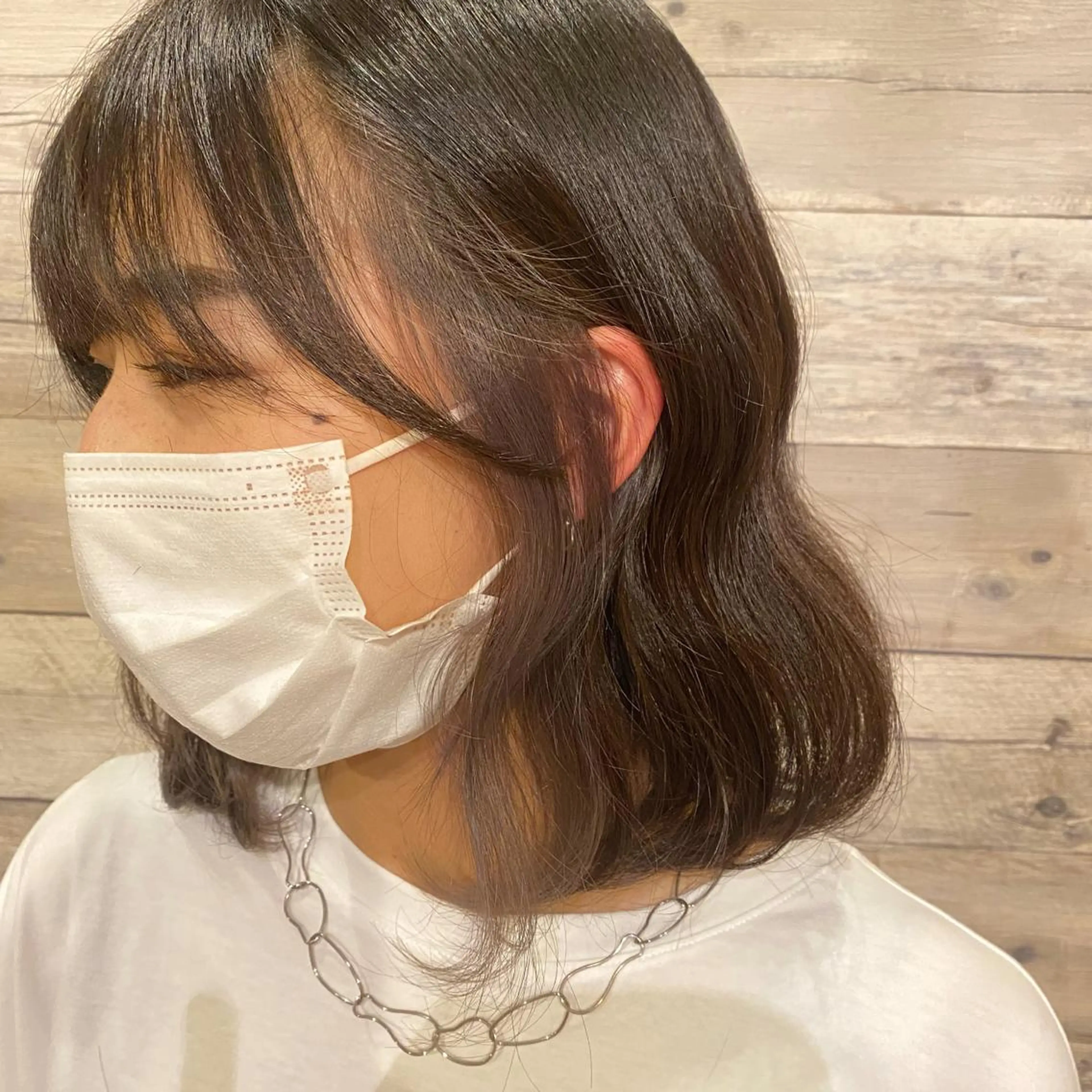 カラー ブリーチ インナーカラー シルバー Hair Design  MO-KU一宮店所属・前川 紗良のマツエク・マツパデザイン