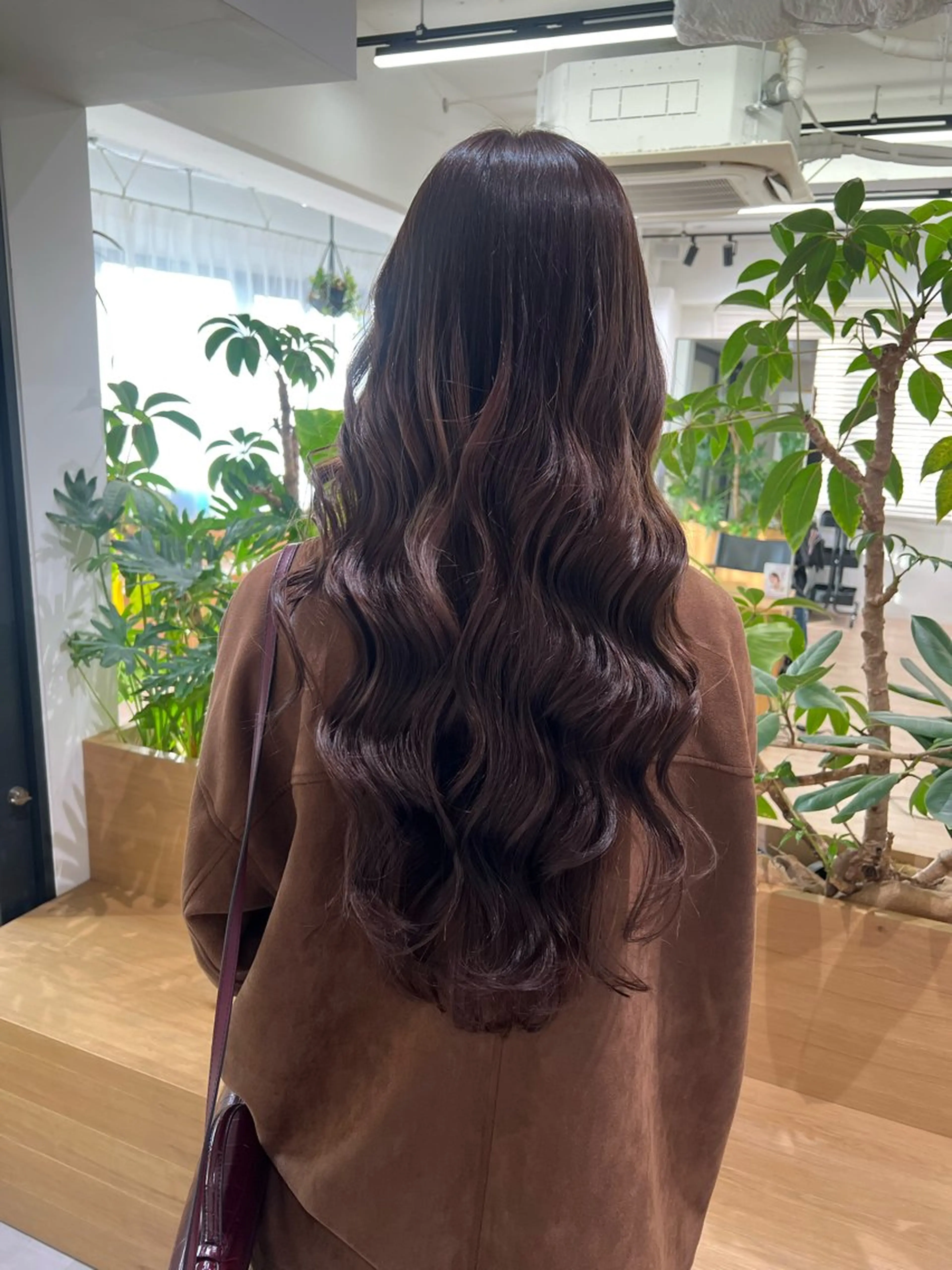 ロング カラー ブラウンカラー カット ヘアカラー トリートメント 艶ベージュ/オリーブ カラー🫒airiのヘアスタイル