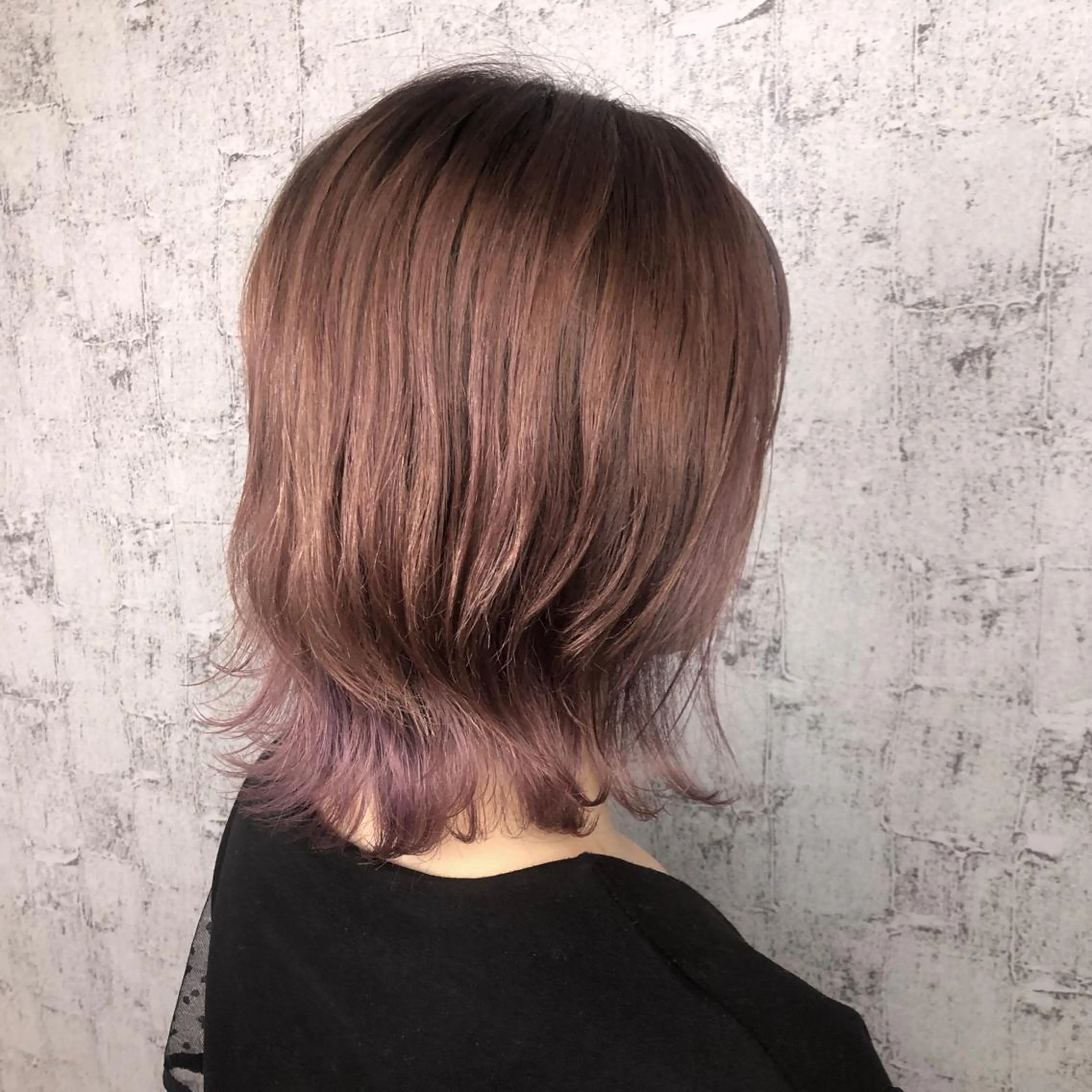 ミディアム カラー イルミナカラー ベージュ/インナー カラー🤍Rieのヘアスタイル