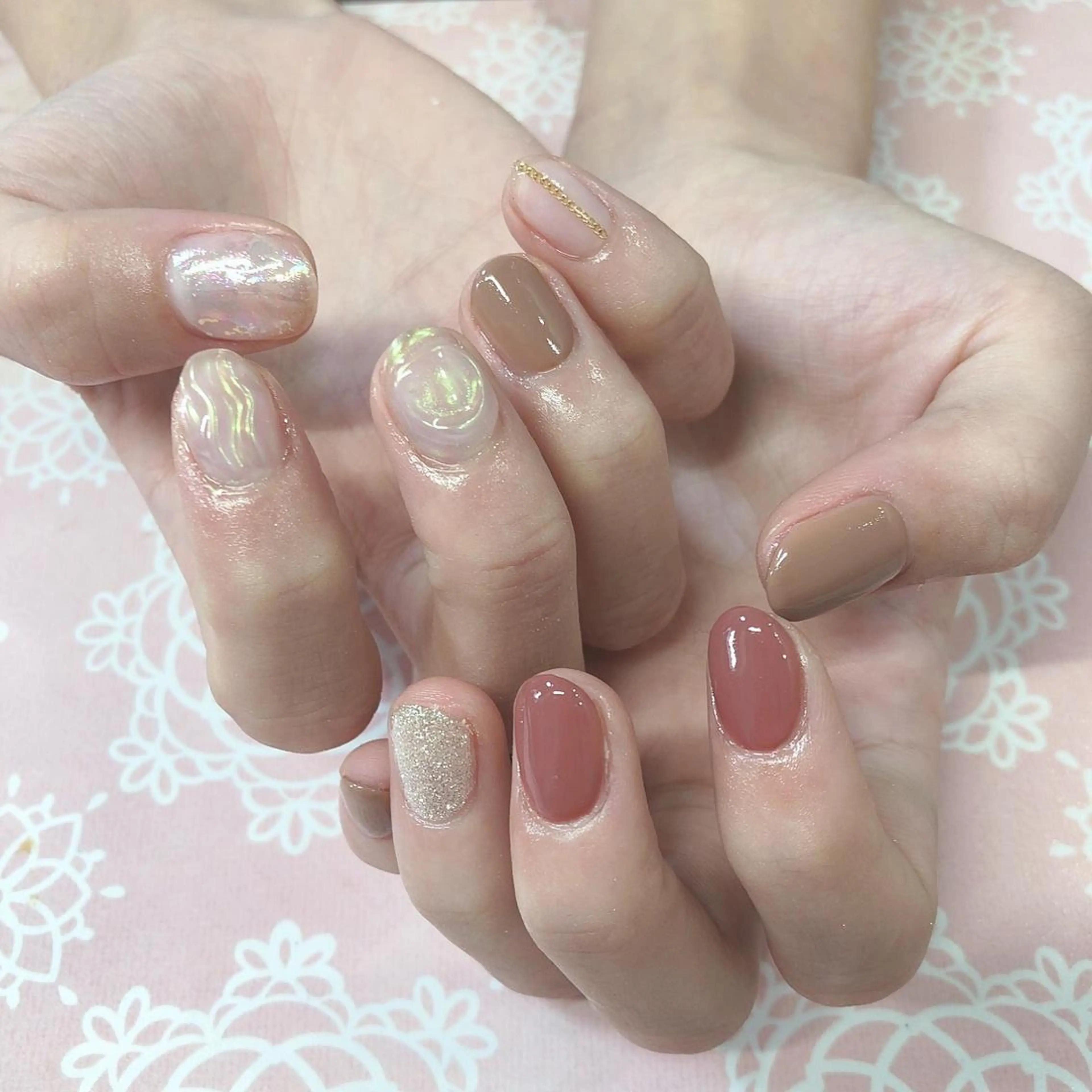 ネイル ハンドネイル 西岡 杏のネイルデザイン