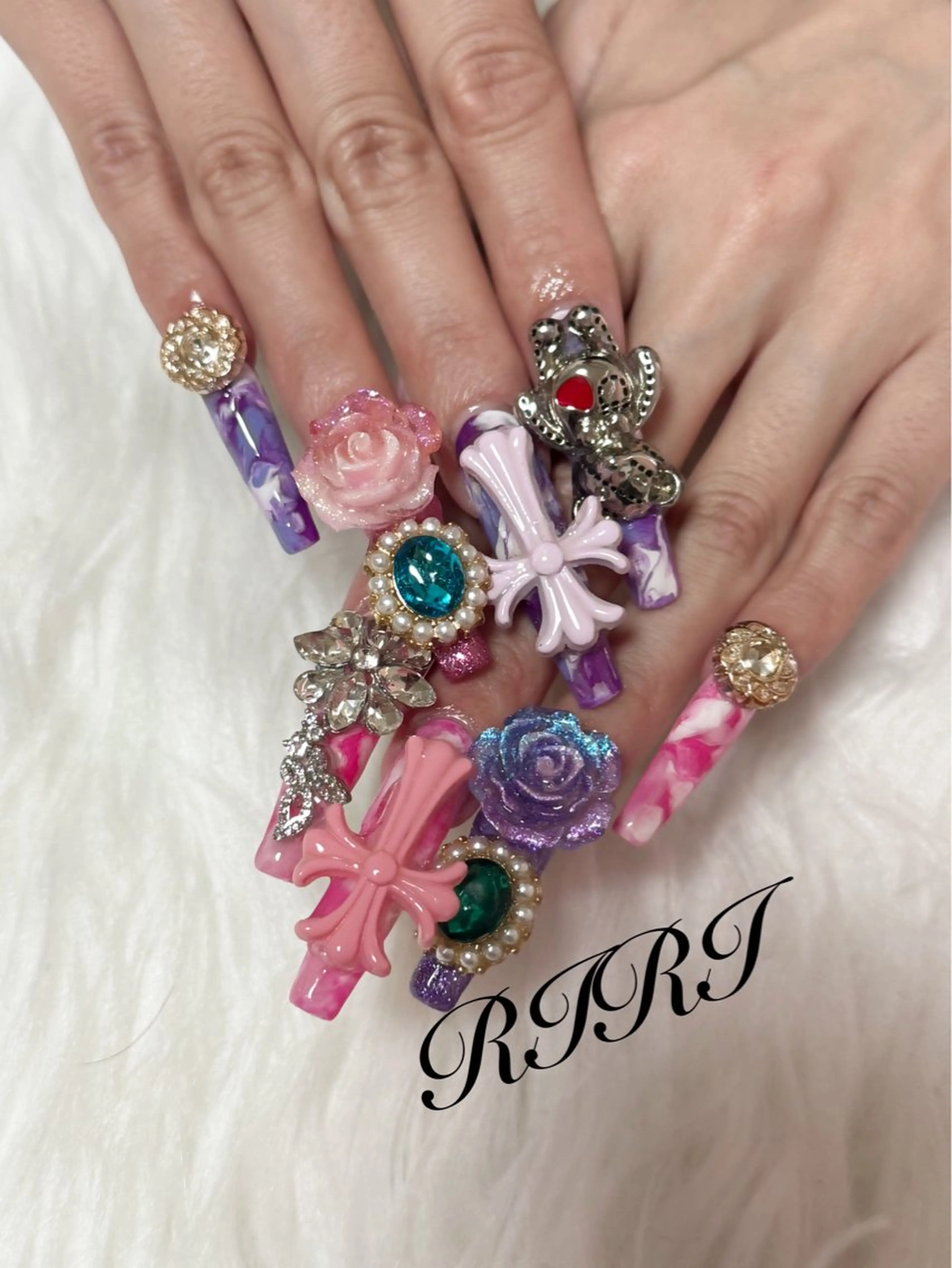 ネイル ジェルネイル ロングネイル 大理石ネイル(マーブル) スカルプネイル シンプルネイル ハンドネイル riri オーナーのネイルデザイン