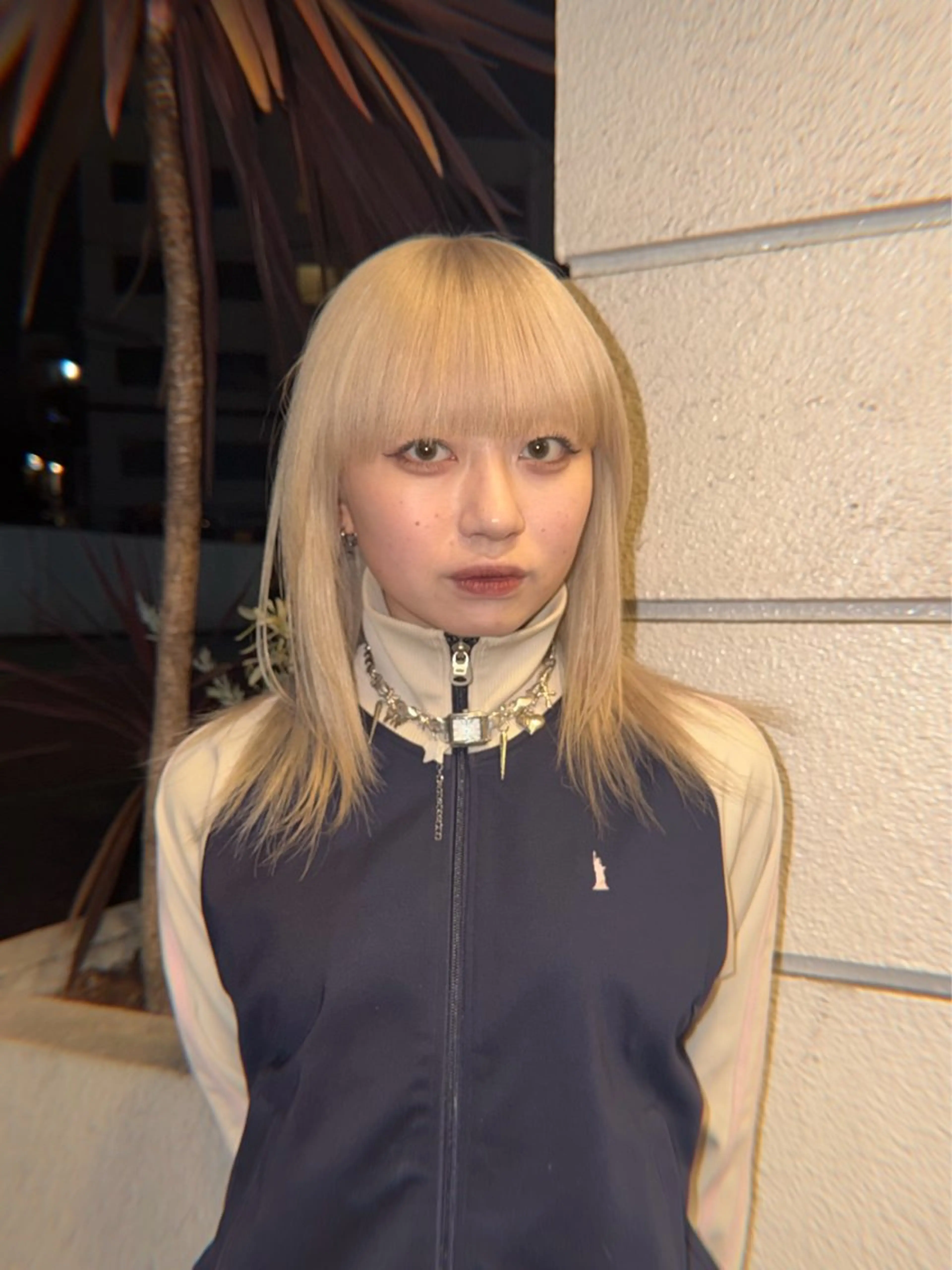 セミロング カラー ベージュカラー ホワイトベージュ ヘアカラー rin🩰ハイトーン /レディースパーマのヘアスタイル