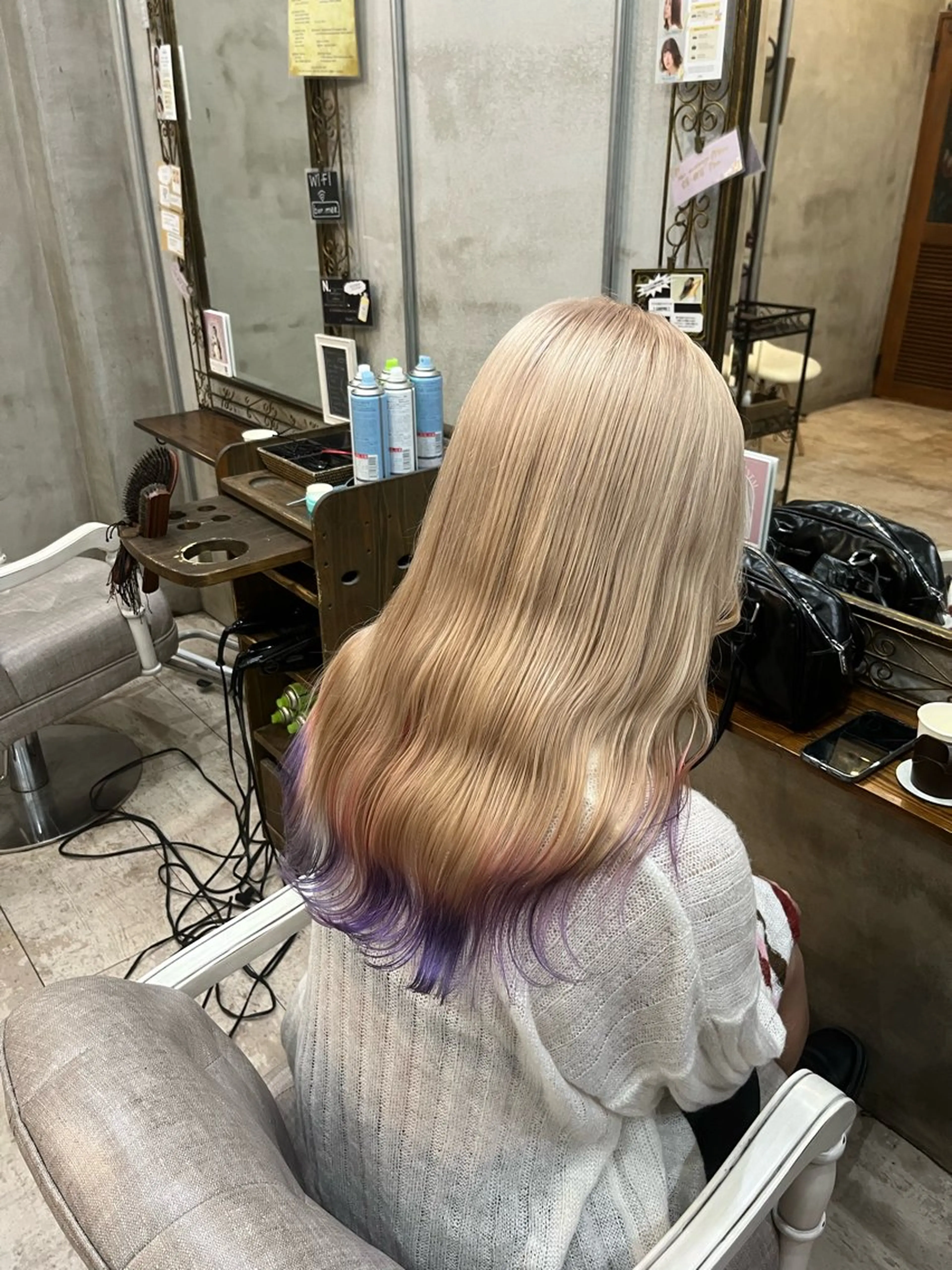 ロング カラー ヘアカラー トリートメント 艶髪/ハイトーン/ ヘアセット/モエノのヘアスタイル