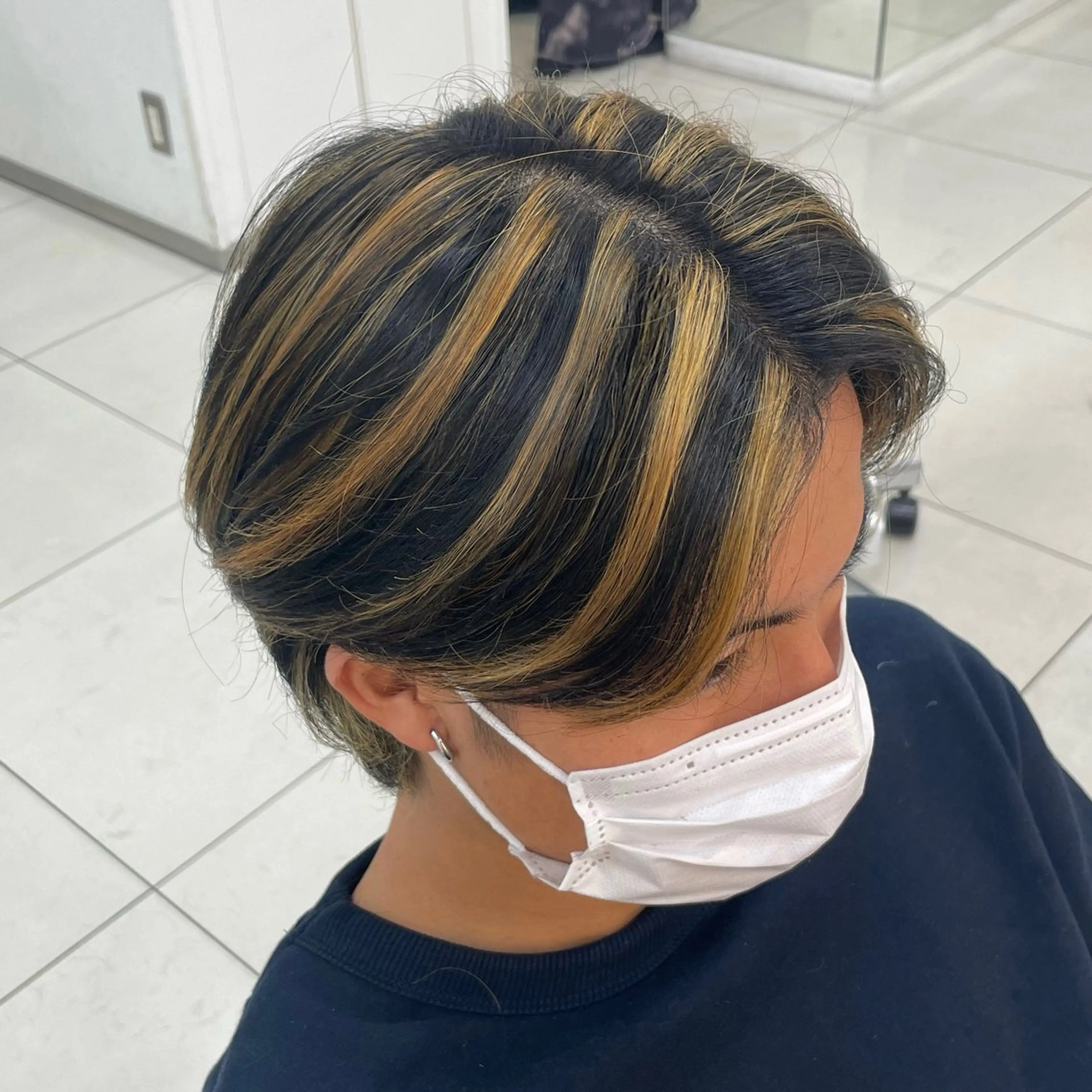 カラー メンズ 崎山 紗吏のヘアスタイル