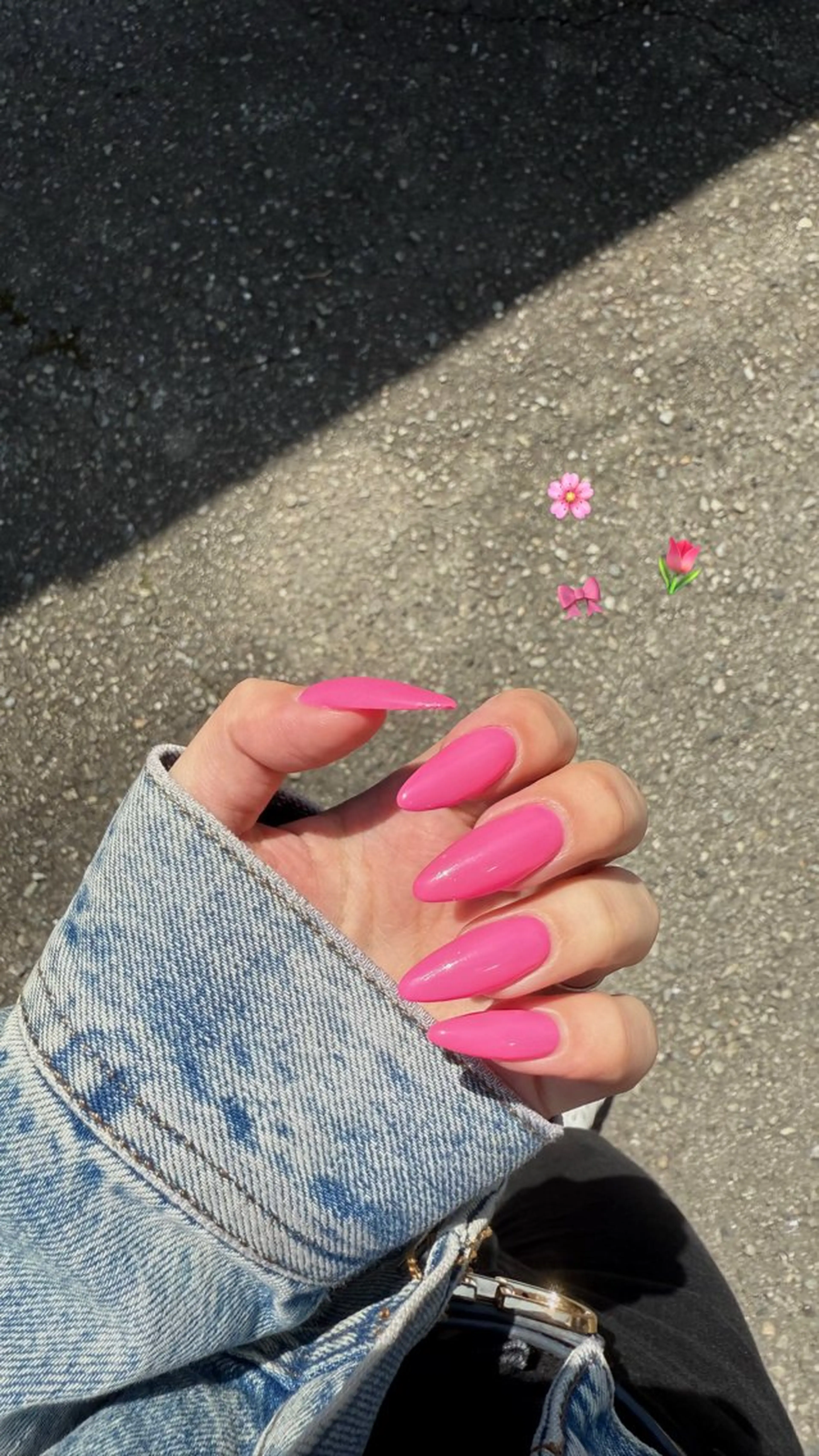 ネイル EmaNail豊中 🎀SANAのネイルデザイン