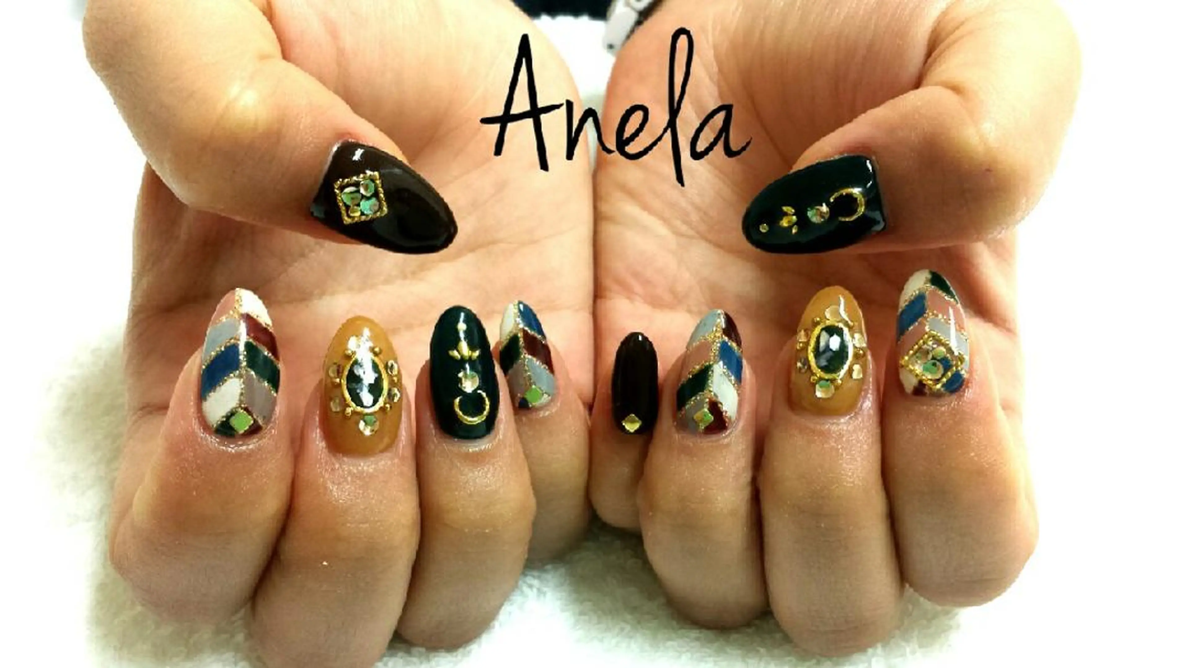 ネイル 河野ちえ (雑誌掲載サロン)のネイルデザイン