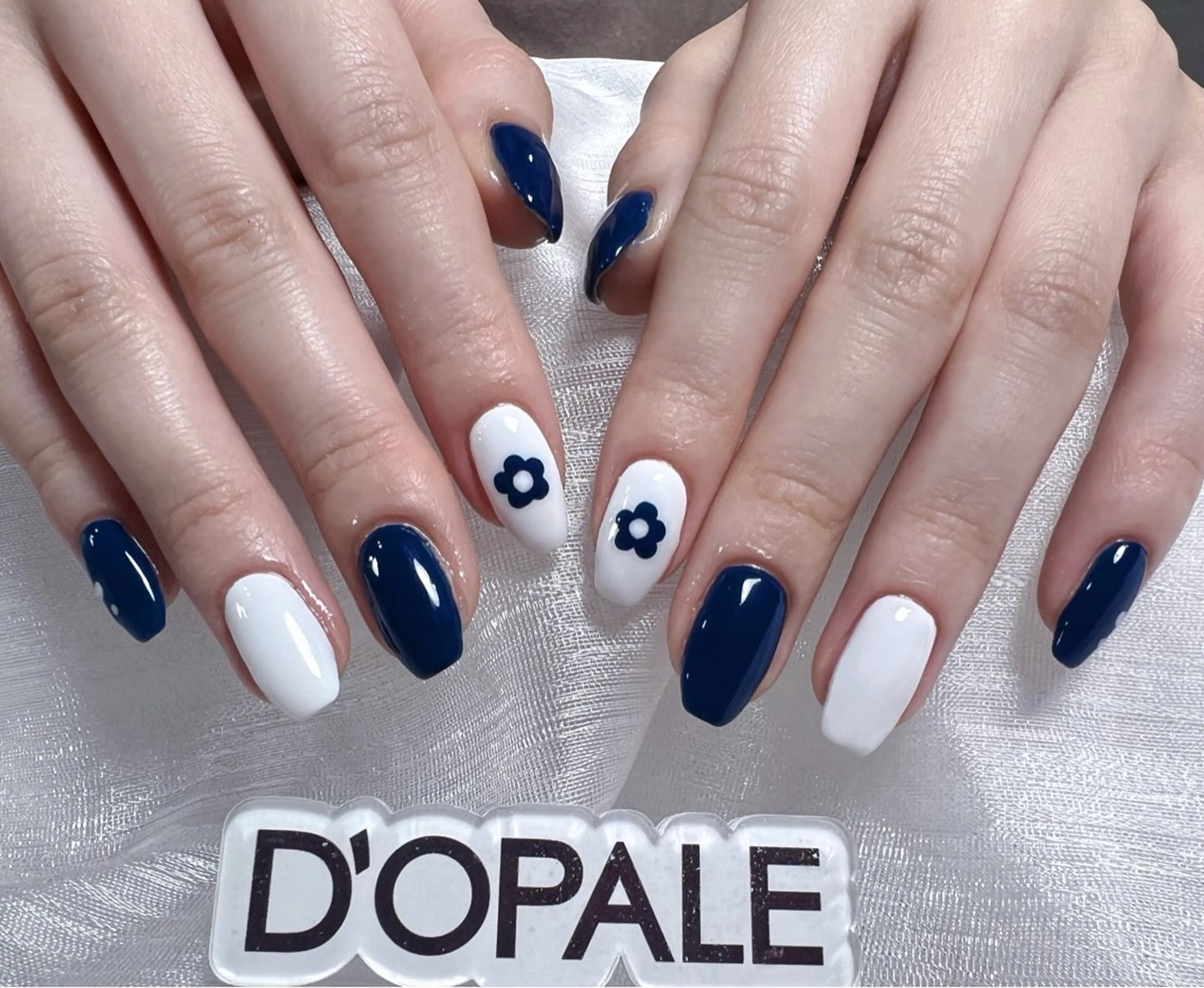 ネイル ハンドネイル 長さ出し専門店 上野店サロンのネイルデザイン