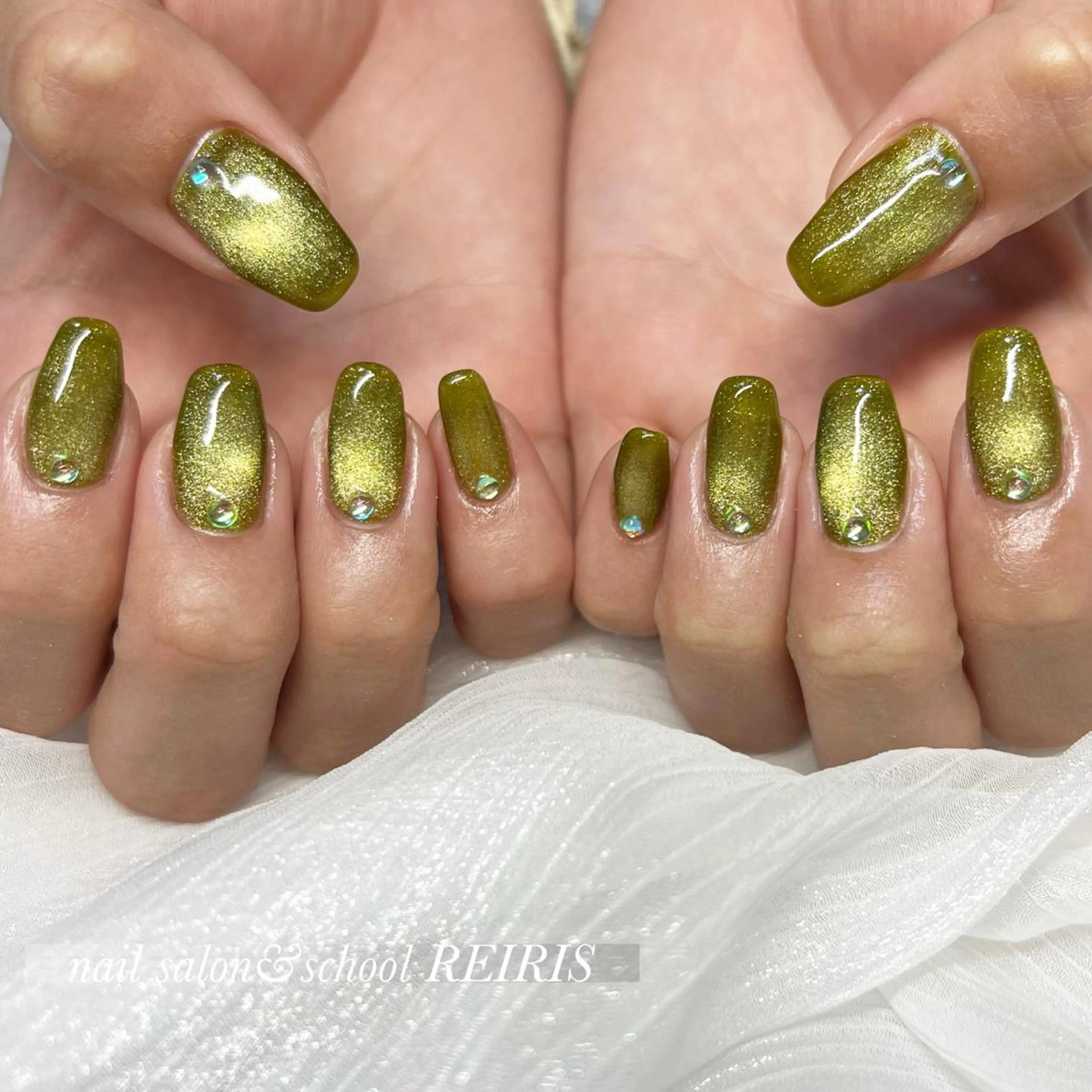 ネイル マグネットネイル ハンドネイル Nail salon REIRISのネイルデザイン