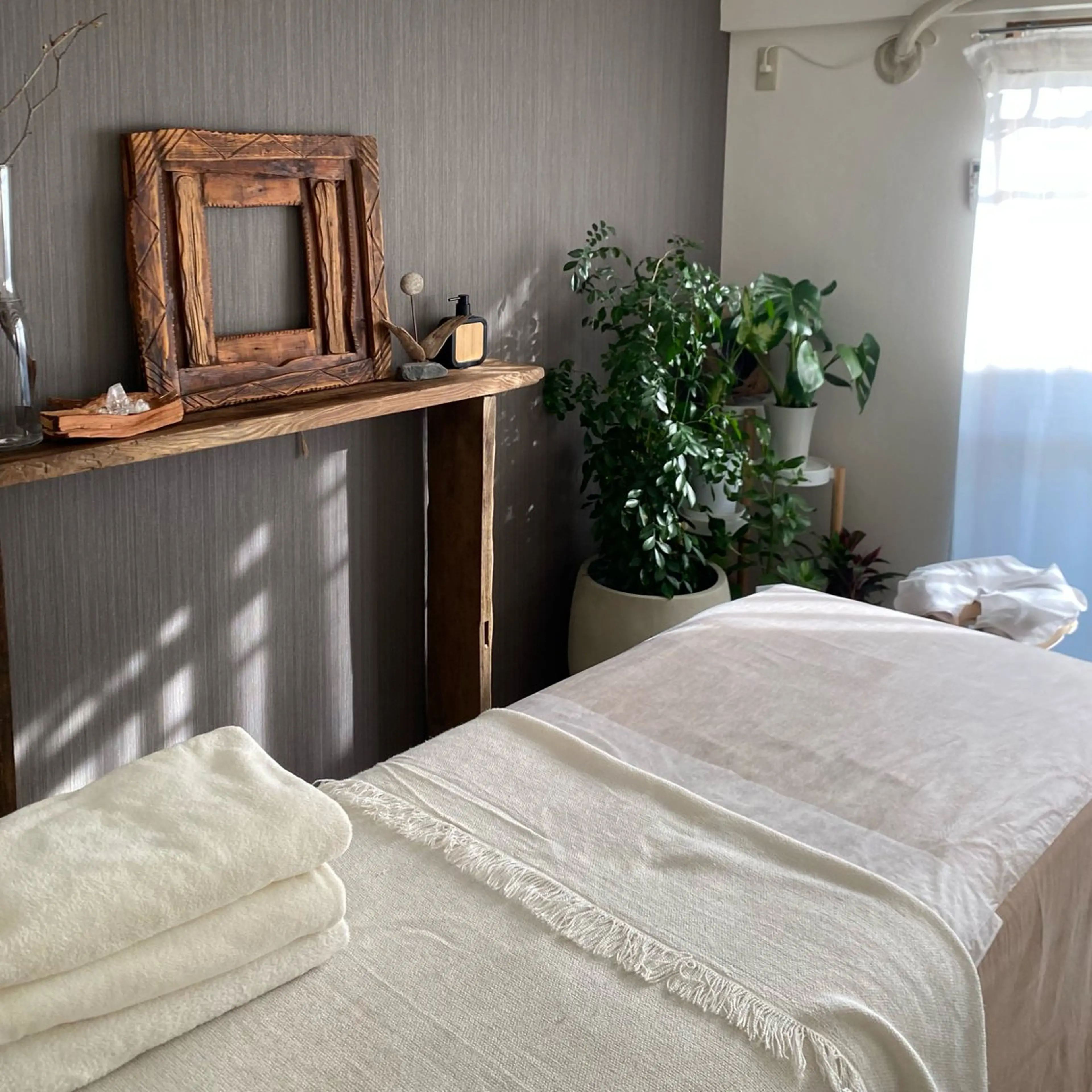 LUX AURA 美容salonのエステ・リラクイメージ