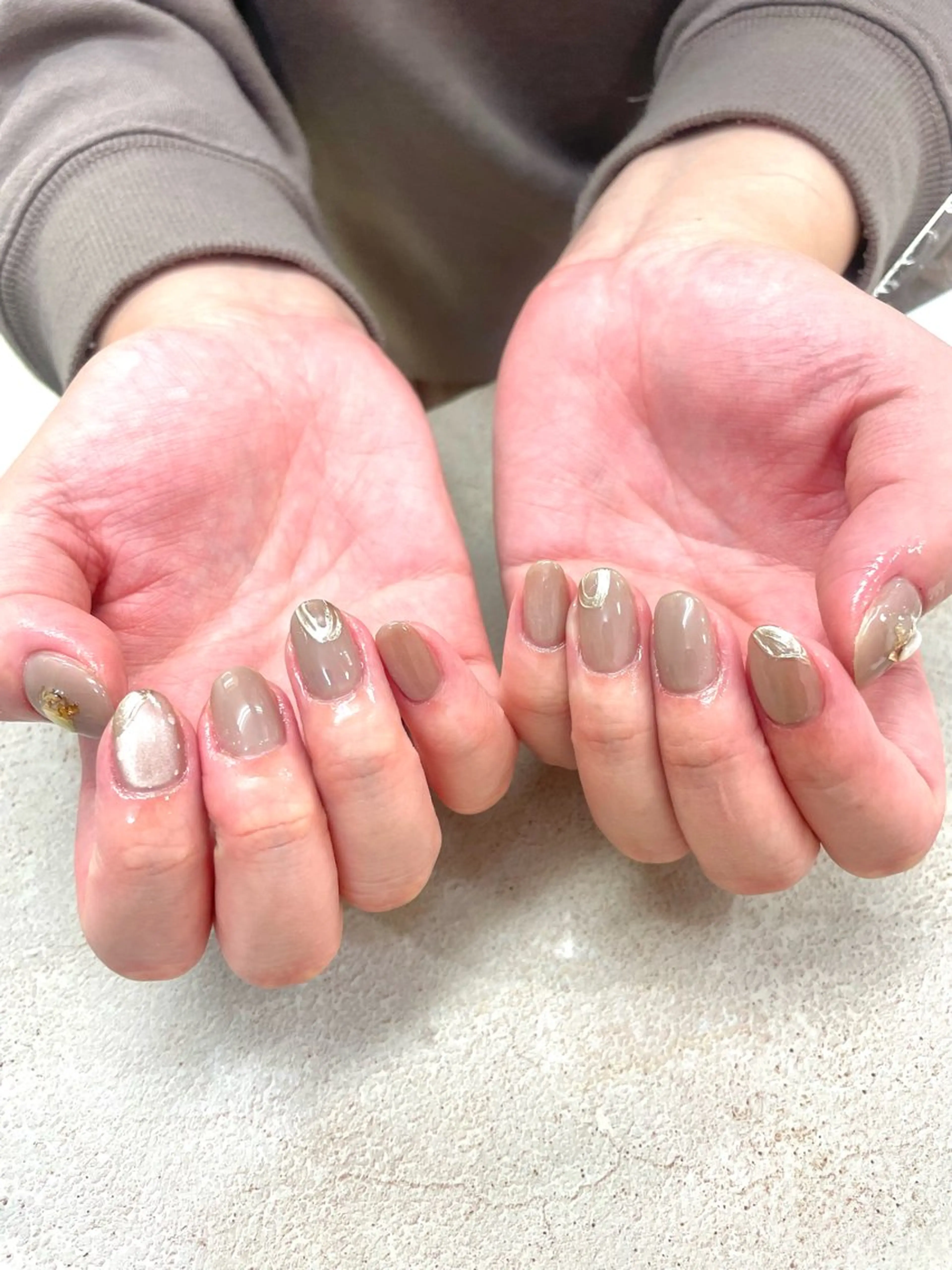 ネイル マグネットネイル ニュアンスネイル ハンドネイル ピュアネイル& オンディーヌのネイルデザイン