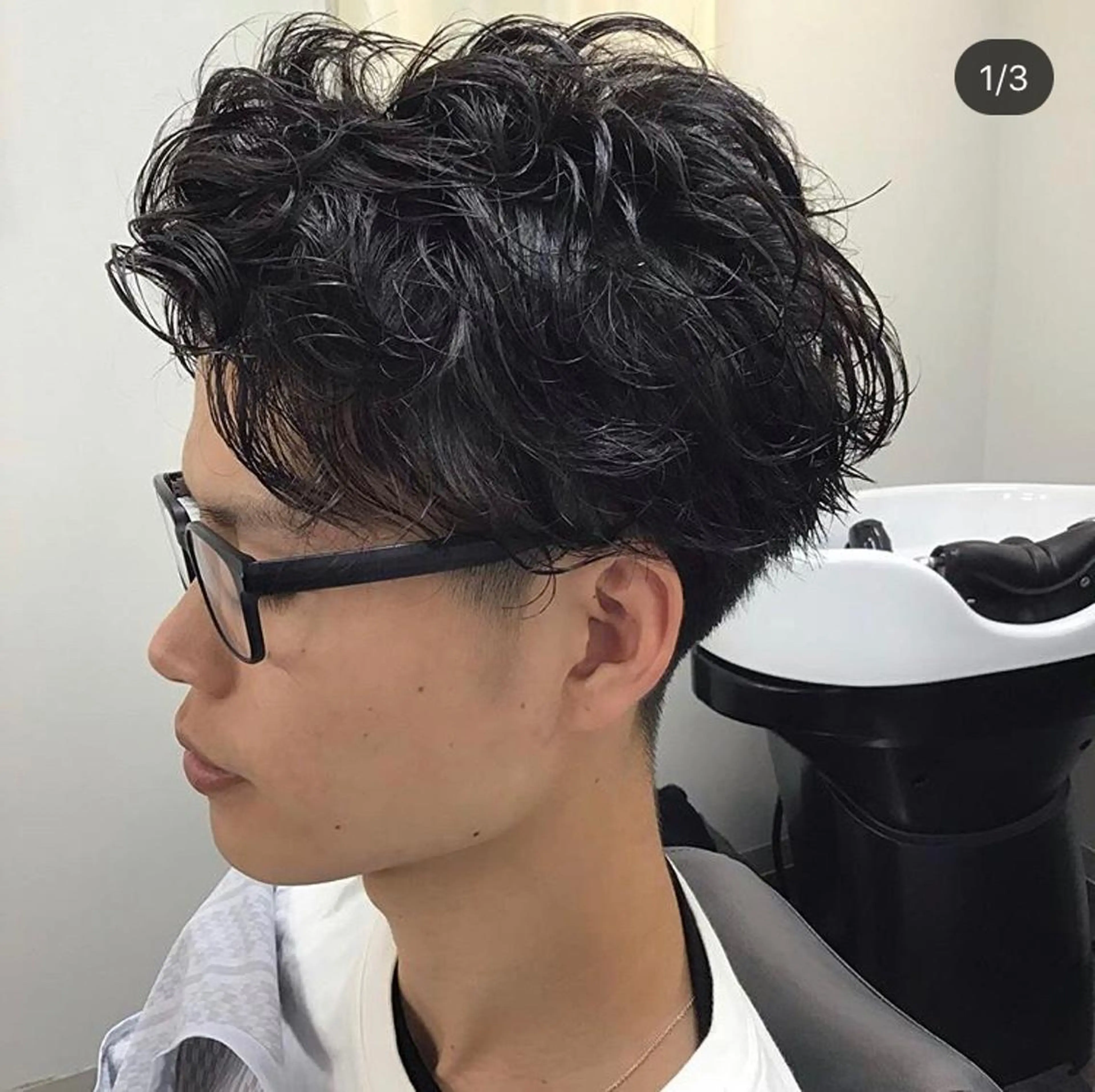 ミディアム パーマ メンズ カット  LAVIE　NEW STANDARD BARBER所属・【メンズ特化サロン】 【サロモ特別価格】のヘアスタイル