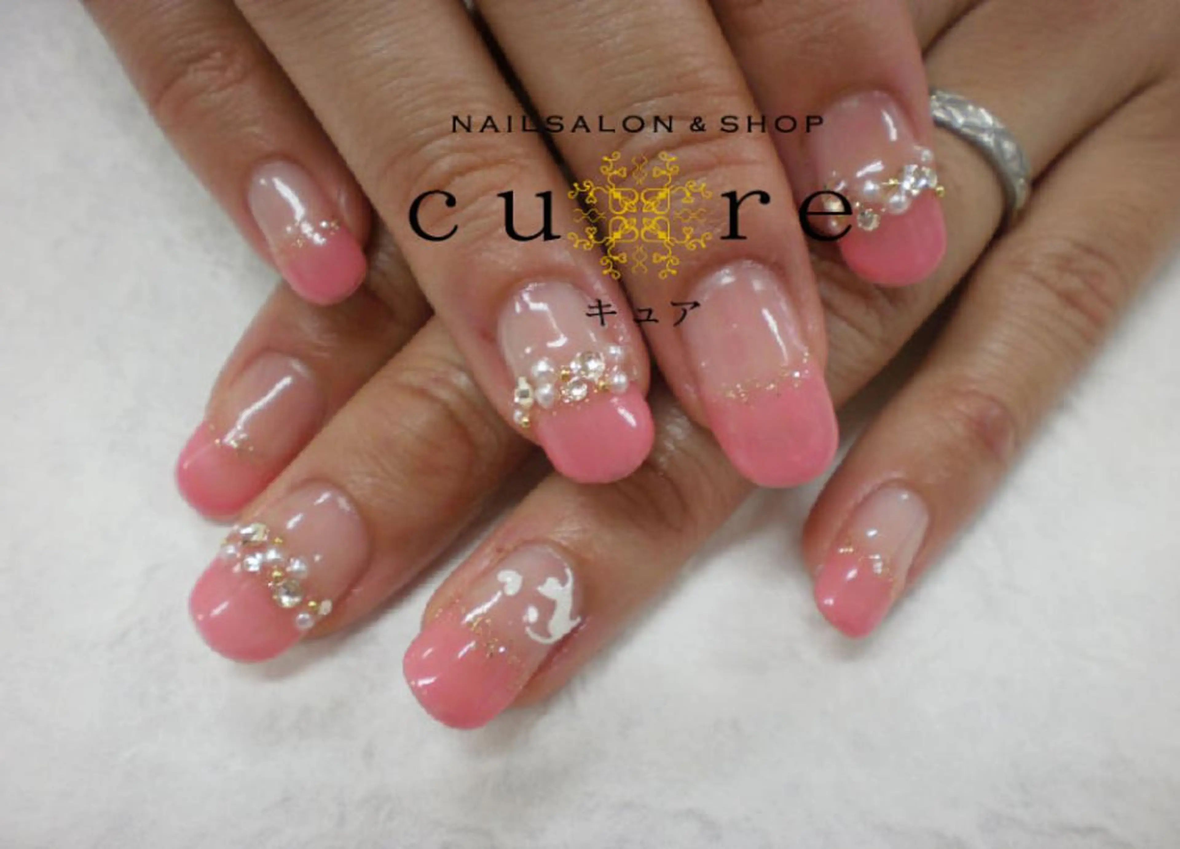 ミディアム ネイル ネイルサロン Cureのネイルデザイン