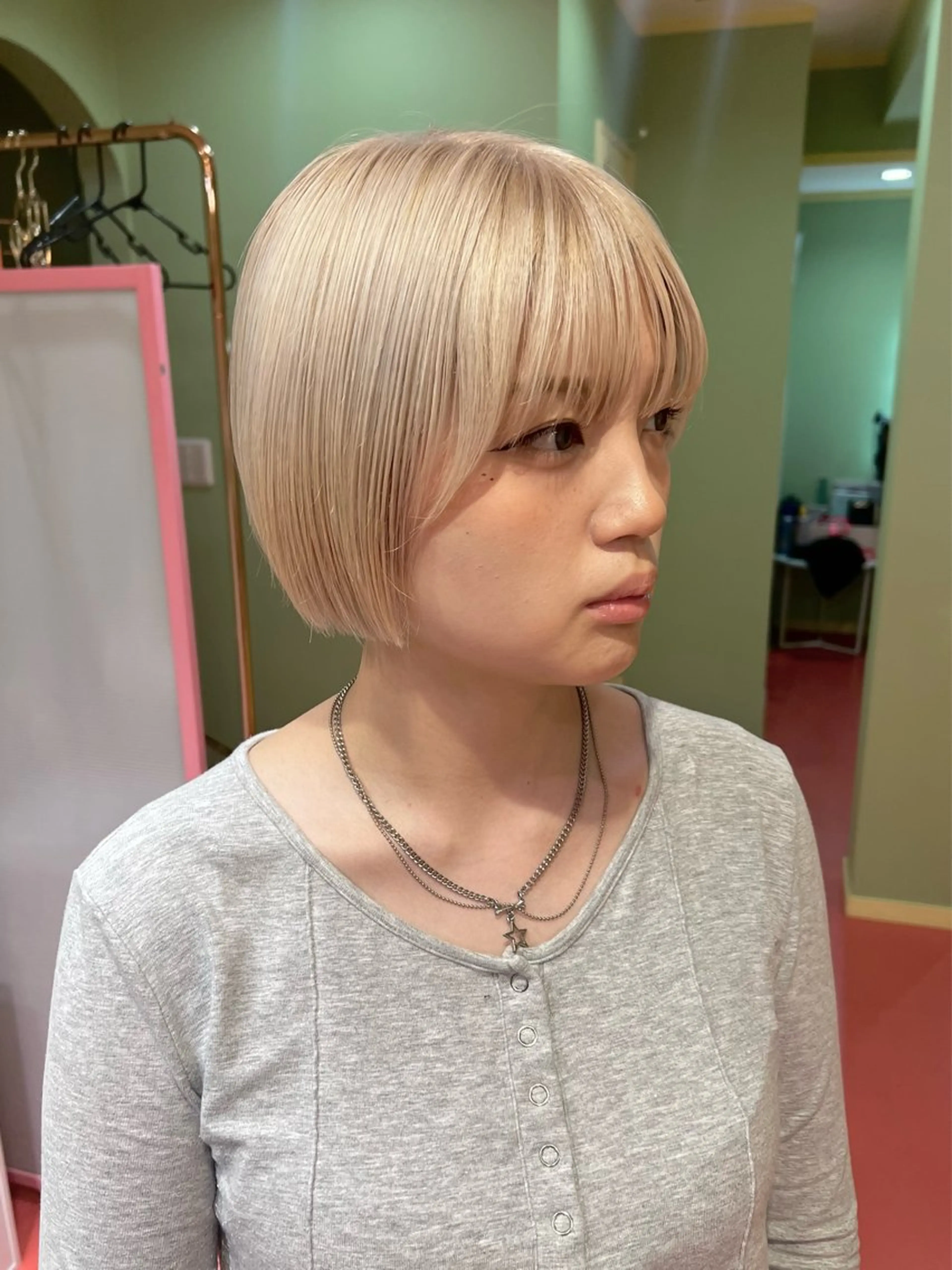 ショート カット ヘアカラー トリートメント 紙屋町ショート /ボブ　パーマ河内蓮のヘアスタイル