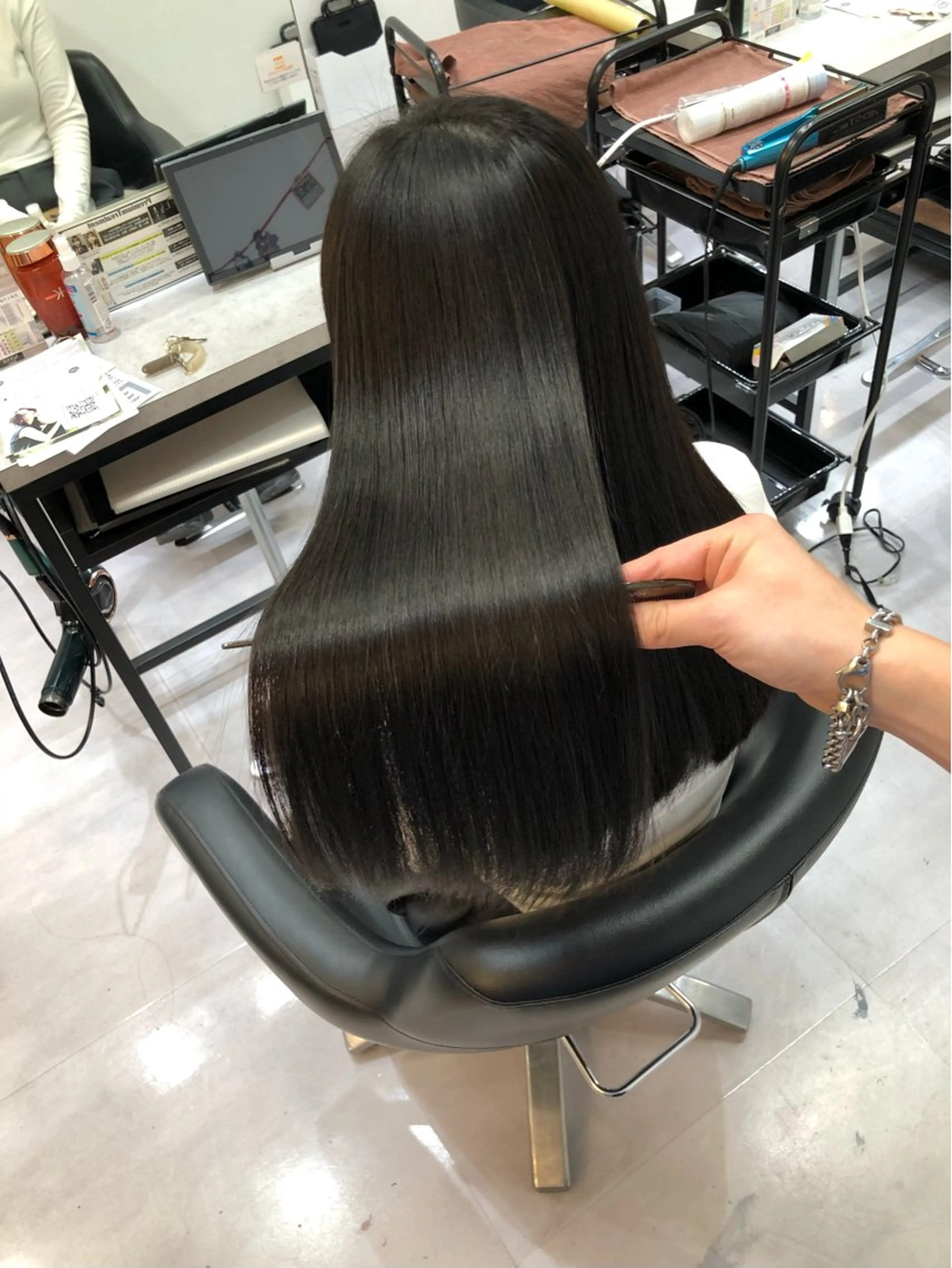 ロング カラー 縮毛矯正 トリートメント 🦋レイヤー✖︎ 髪質改善🦋リョウヤのヘアスタイル