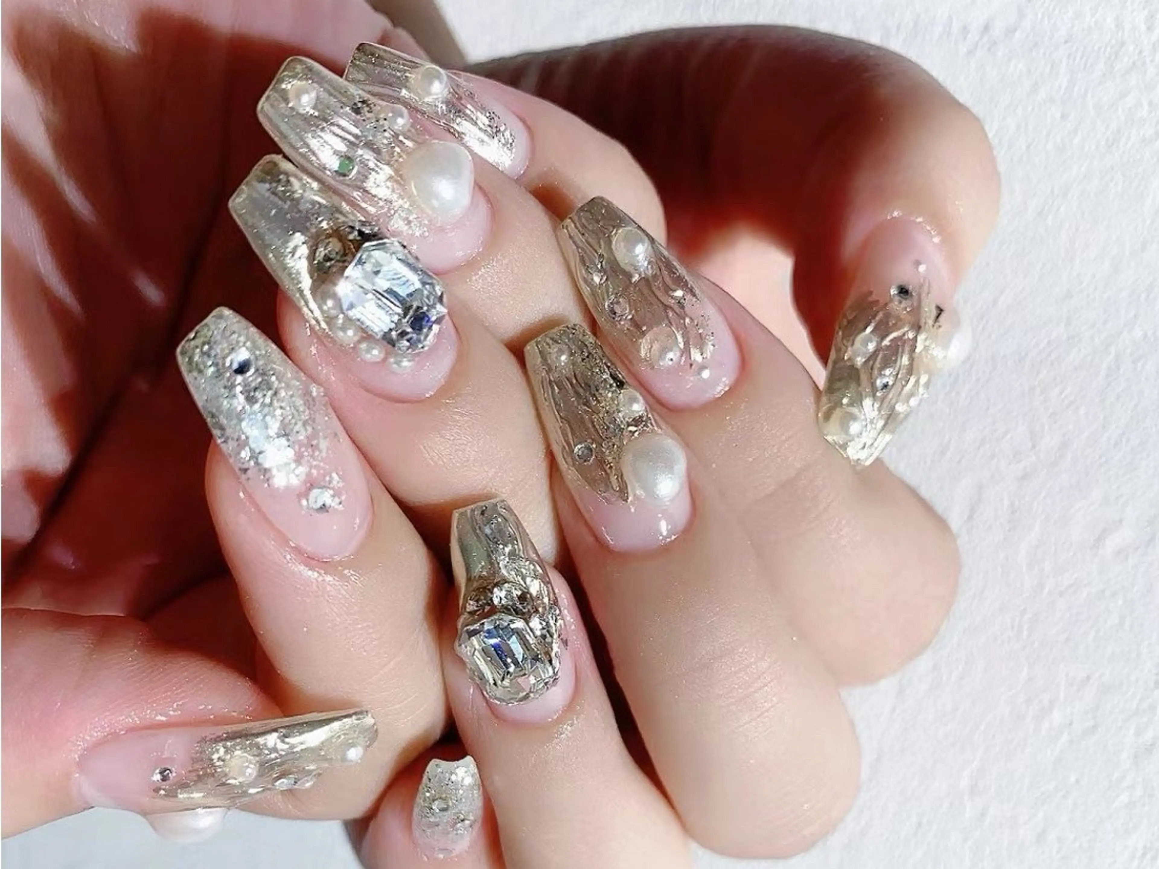 ネイル pink ladyサロン所属・べ にのネイルデザイン