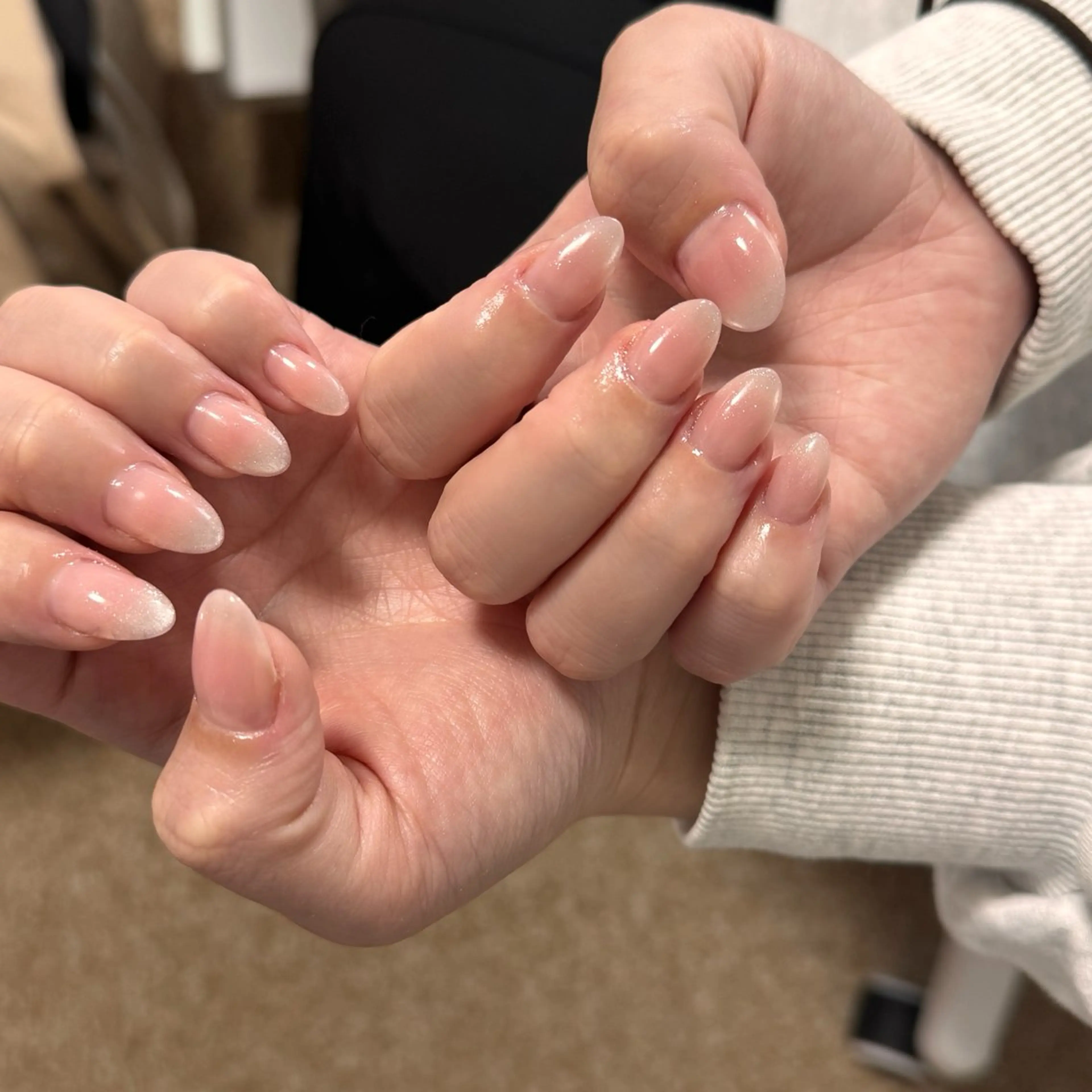 ネイル チークネイル フレンチネイル グラデーション 韓国ネイル マグネットネイル ハンドネイル Hana nail所属・Hana Nailのネイルデザイン