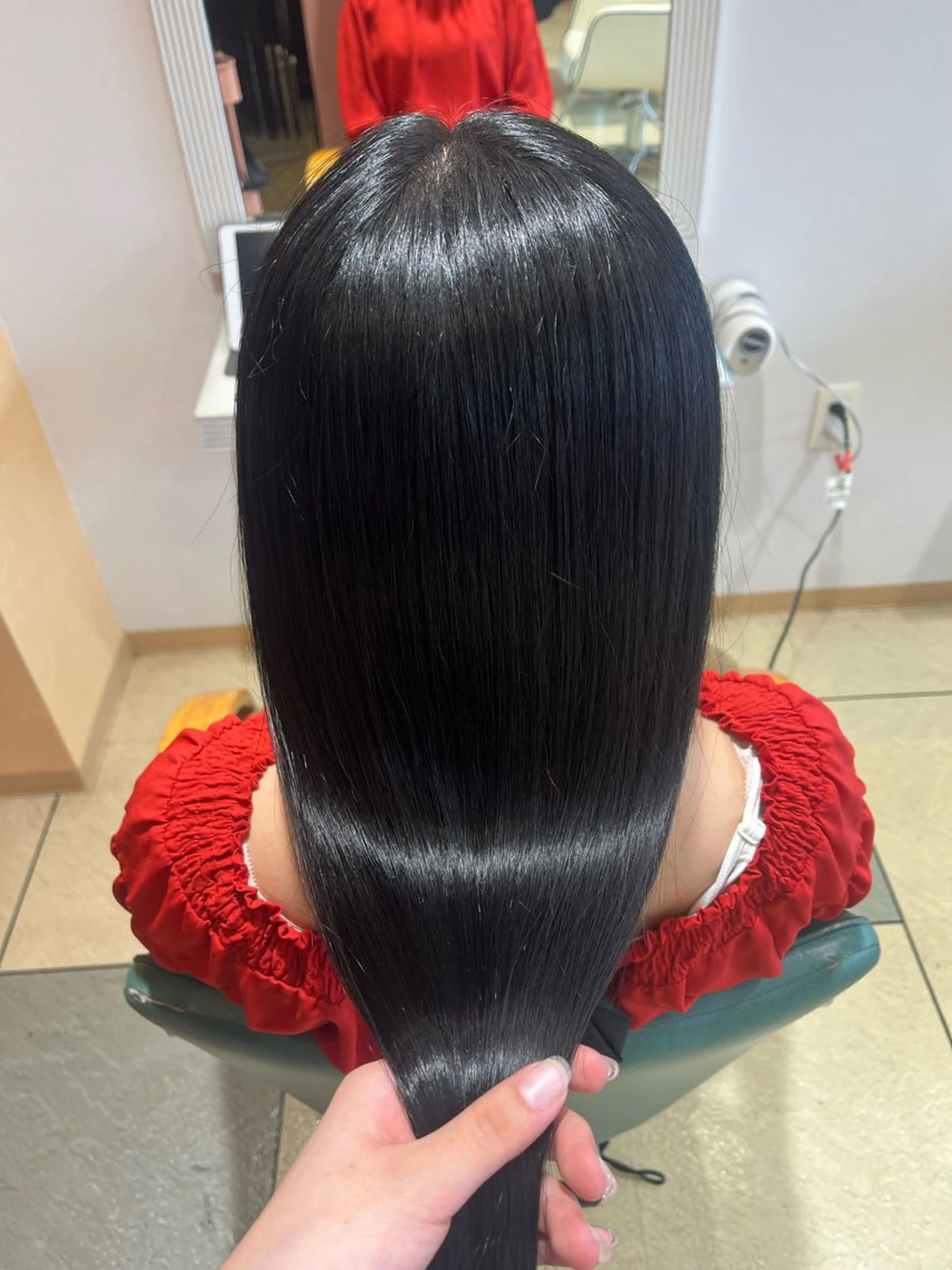 ロング カラー トリートメント ベージュカラー⌇﻿ くびれヘア.𐙚心音のヘアスタイル