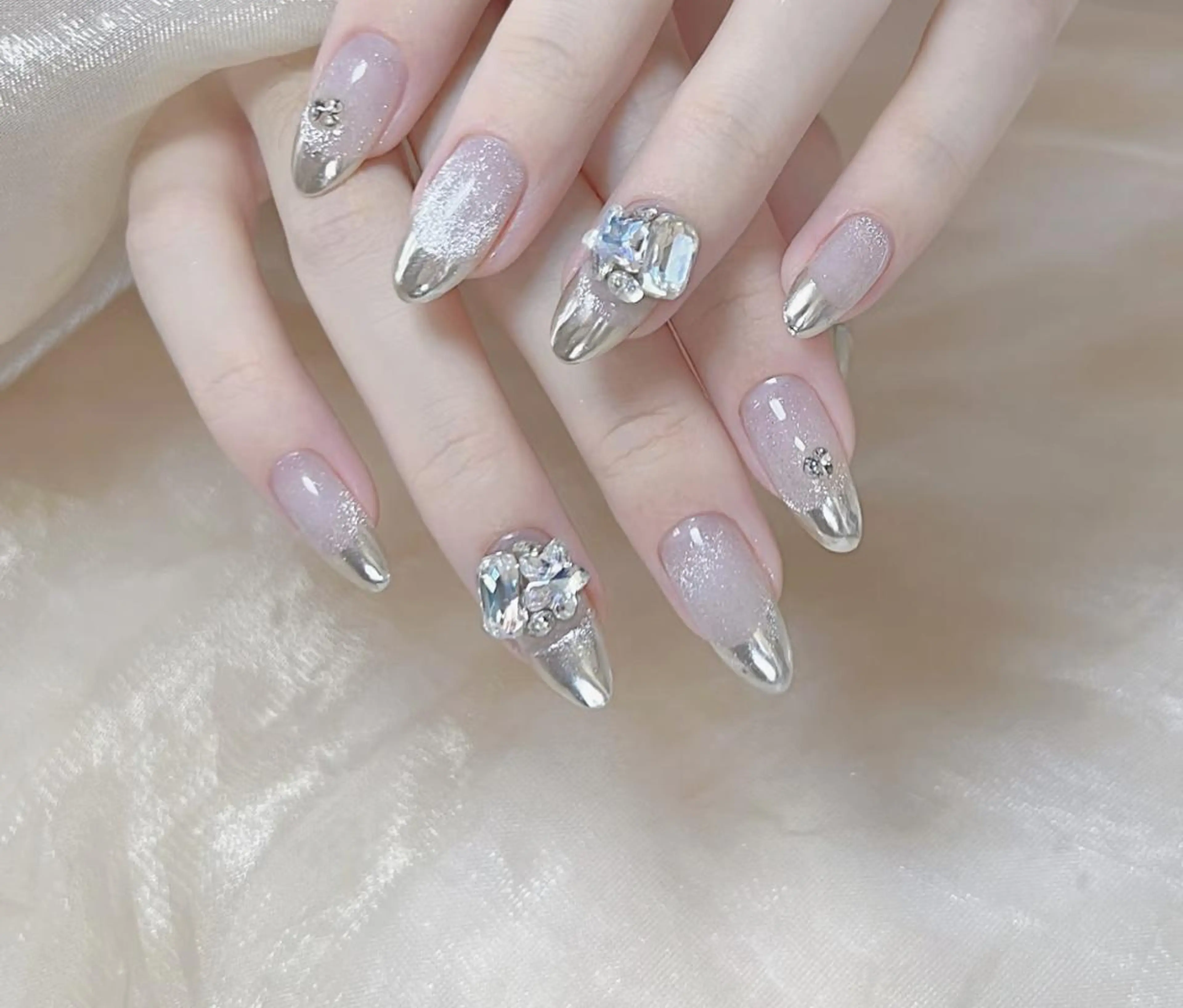 ネイル ハンドネイル ハンドケア 🍑 momo_nailのネイルデザイン