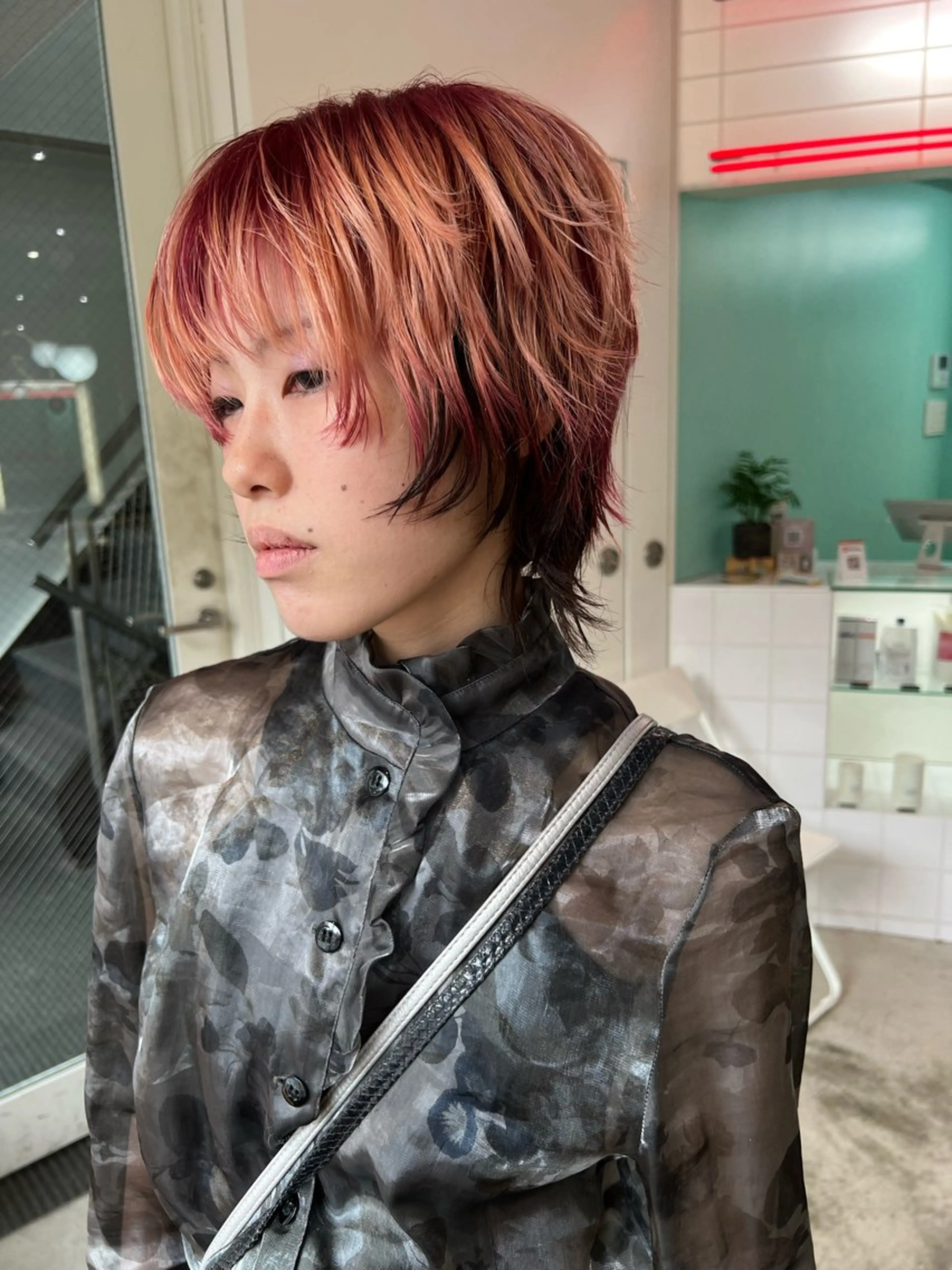 ミディアム 💥ウルフカット デザインあんな💥のヘアスタイル