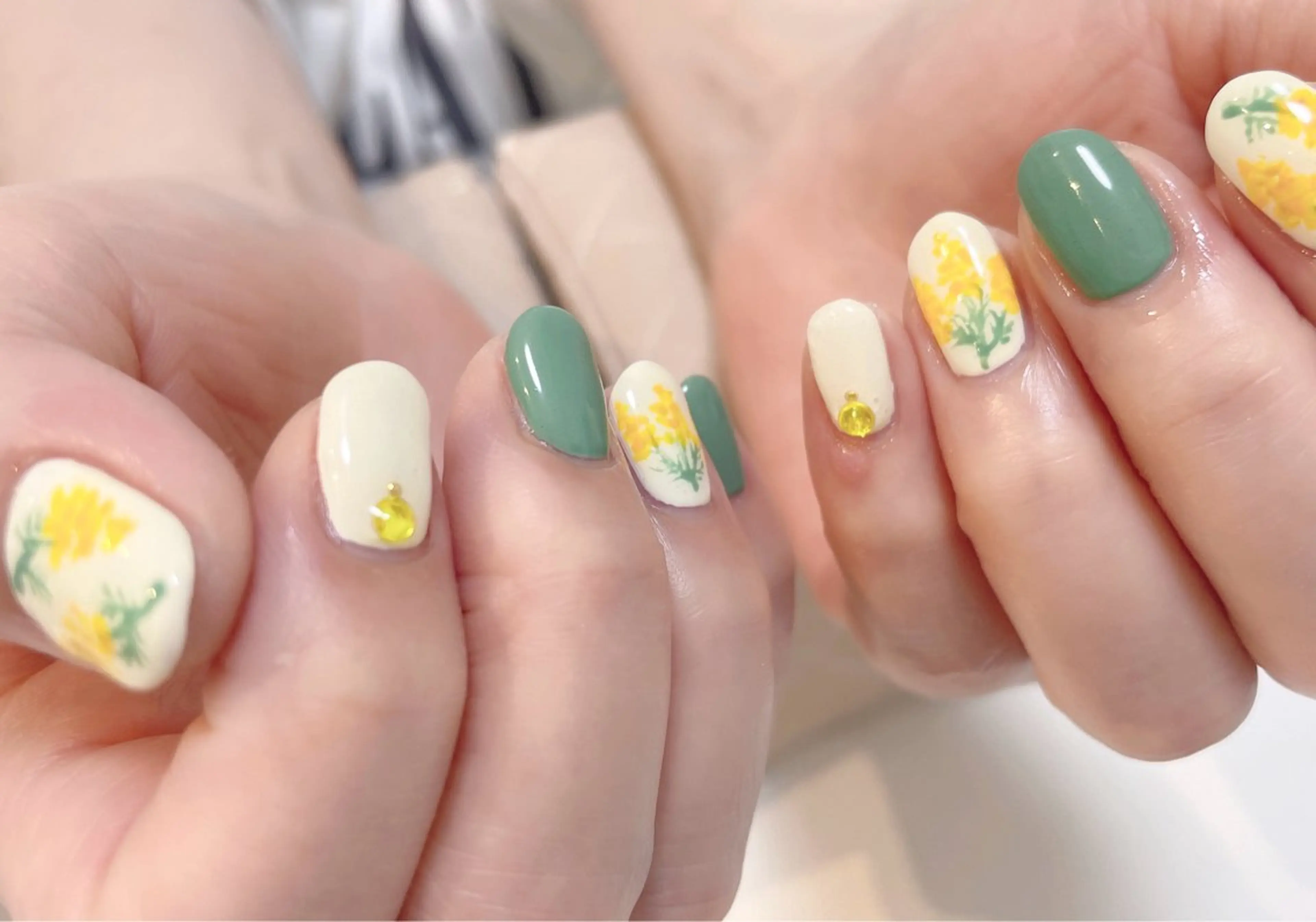 ネイル manis .のネイルデザイン