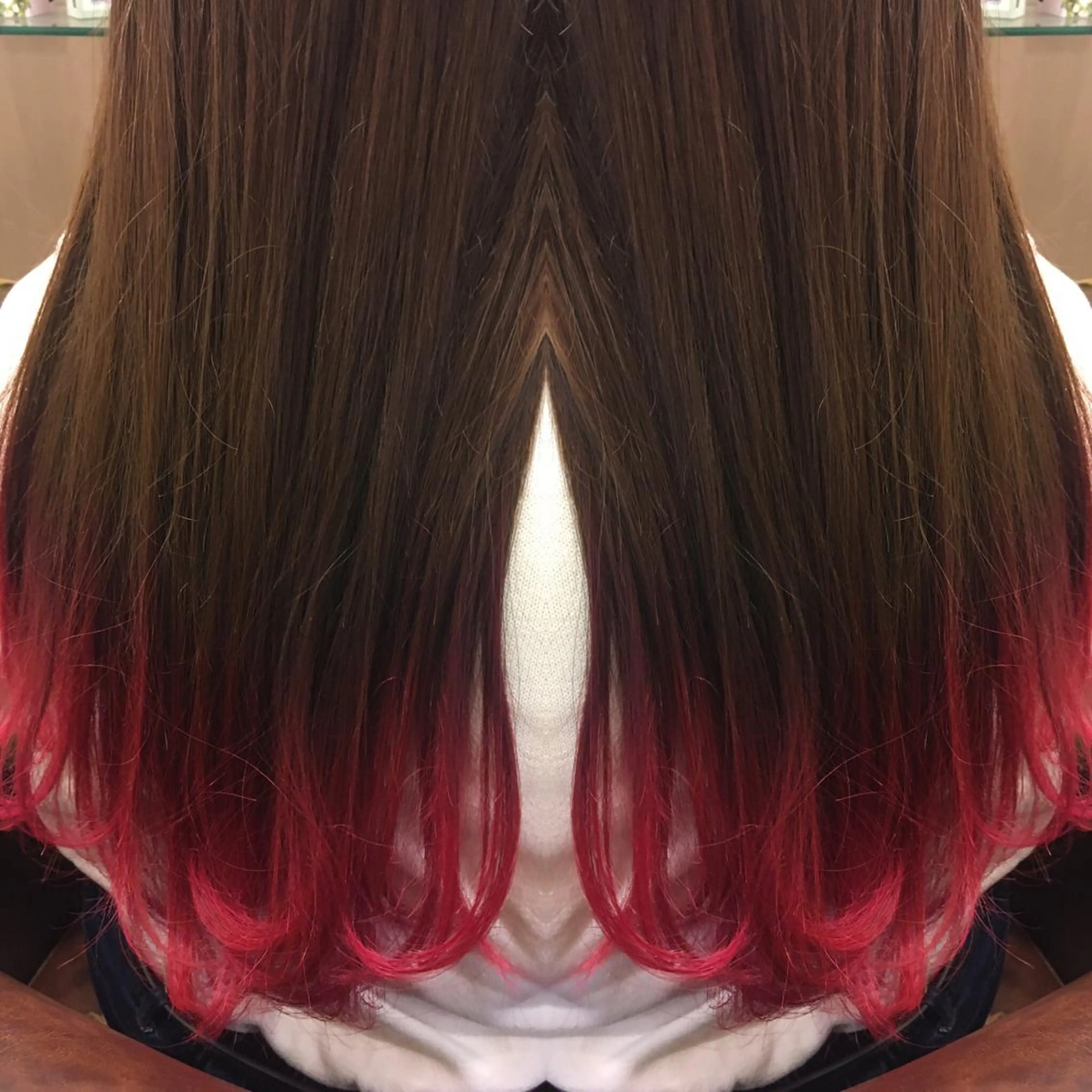 カラー youres hair 新宿三丁目所属・髪質改善カラー、美髪 トリートメント専門のヘアスタイル