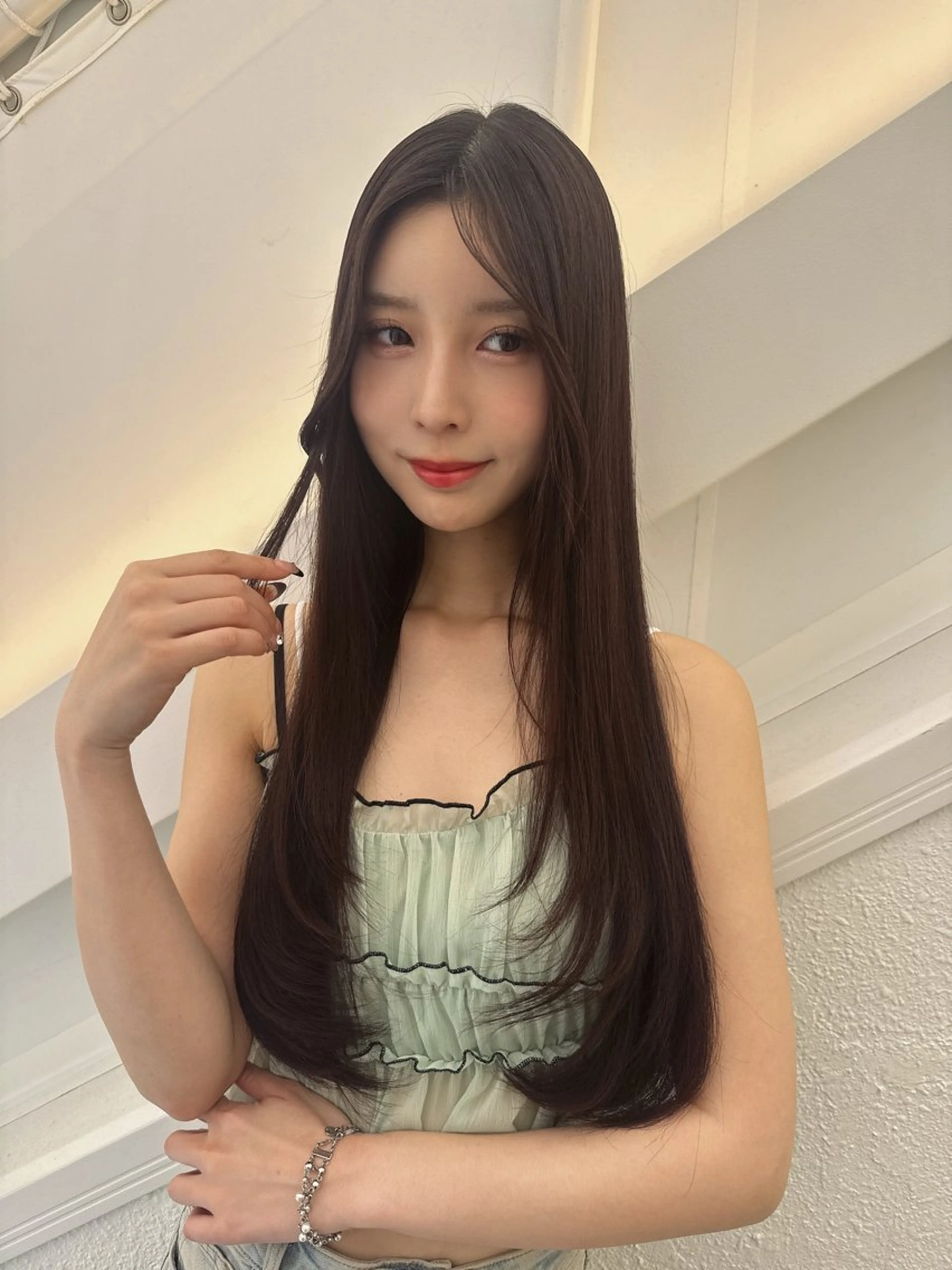 ロング カラー 黒髪 ブリーチ 透明感カラー ブリーチなしカラー 卒業式のヘアスタイル カット ヘアカラー トリートメント 💎透明感カラー特化 💎TAISEIのヘアスタイル