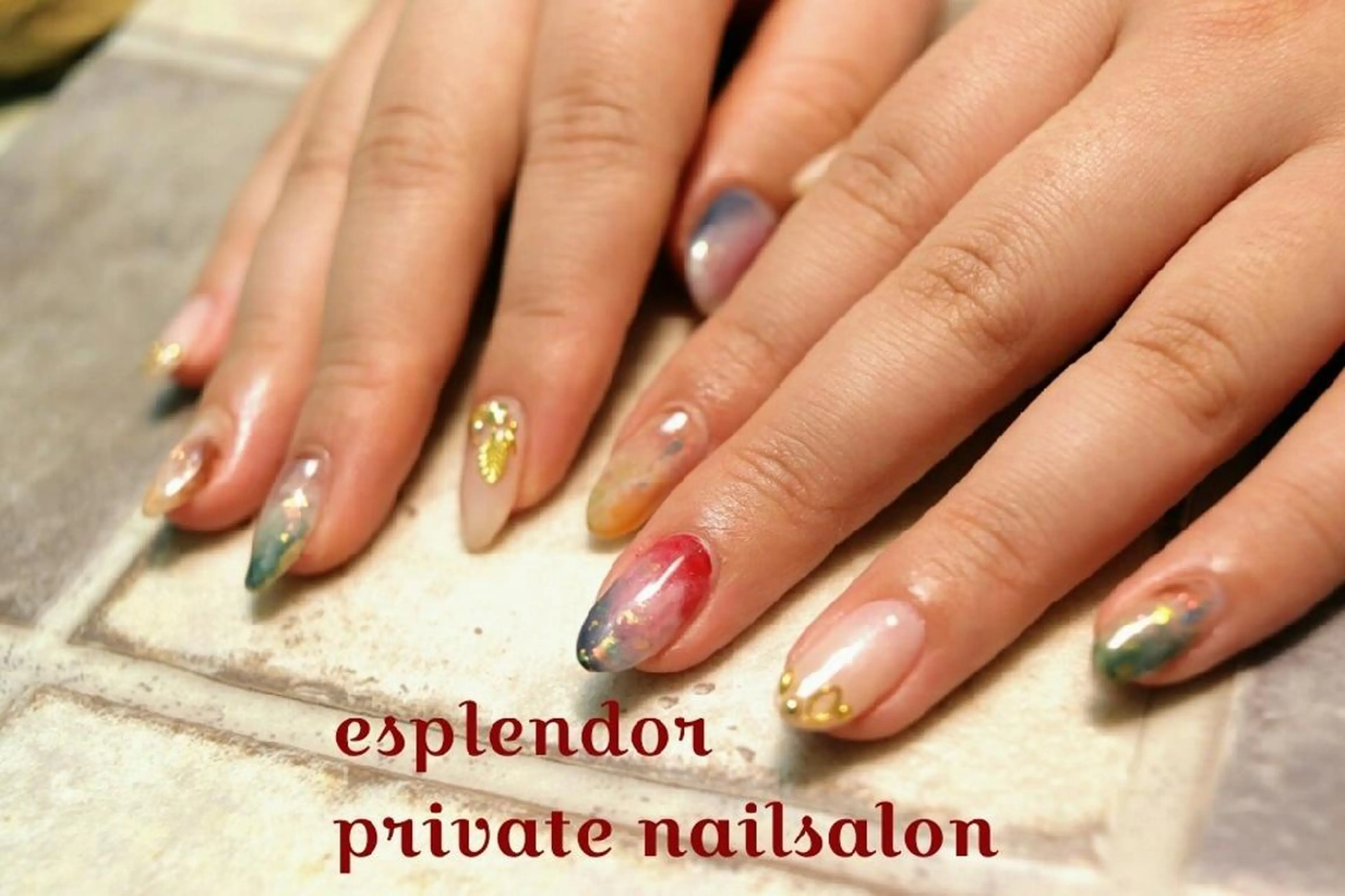 ネイル アートネイル ニュアンスネイル ハンドネイル ハンドケア esplendor  エスプレンドル所属・esplendor  エスプレンドルのネイルデザイン