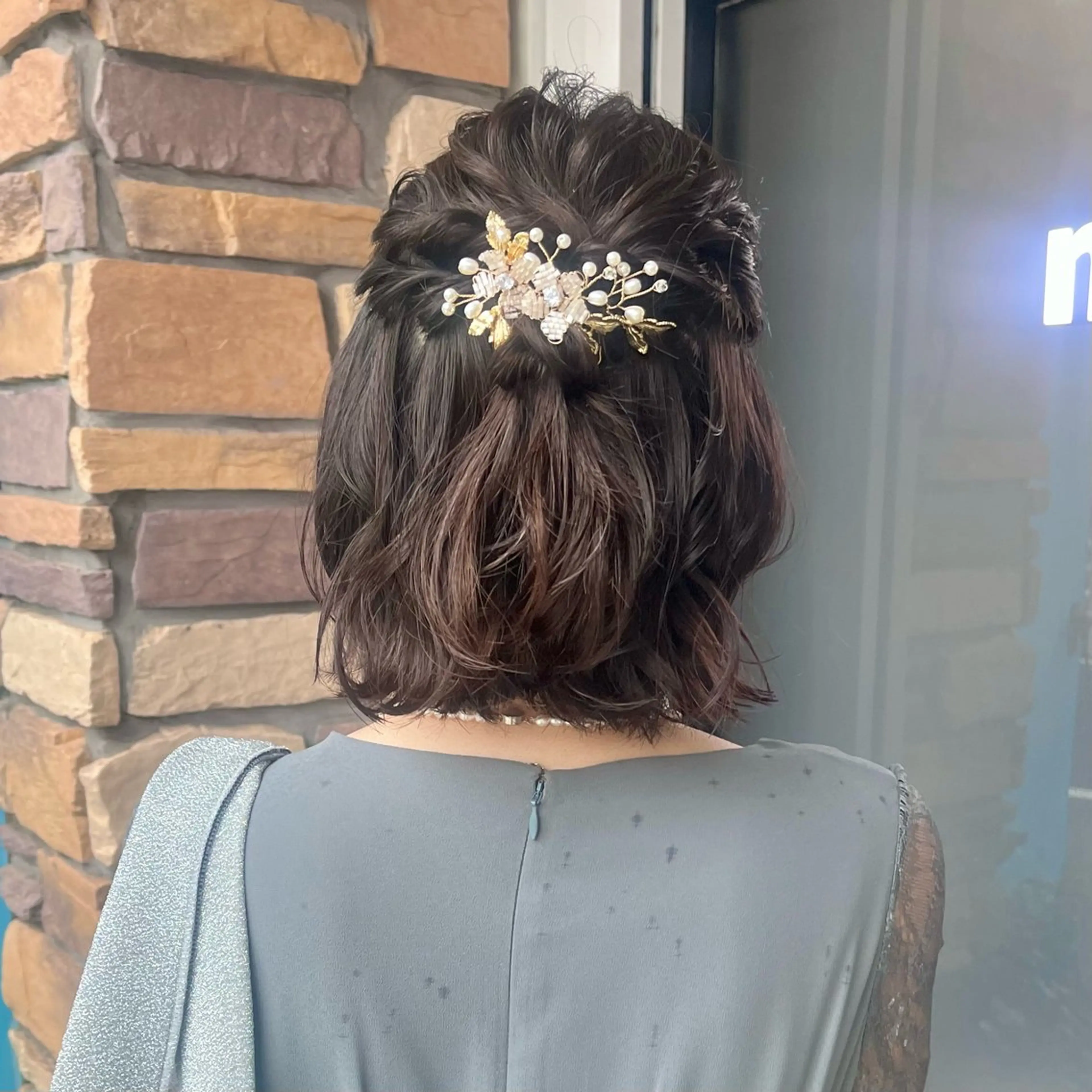 ショート ヘアアレンジ ハーフアップ ボブ ヘアセット 伊藤 玲衣のヘアスタイル