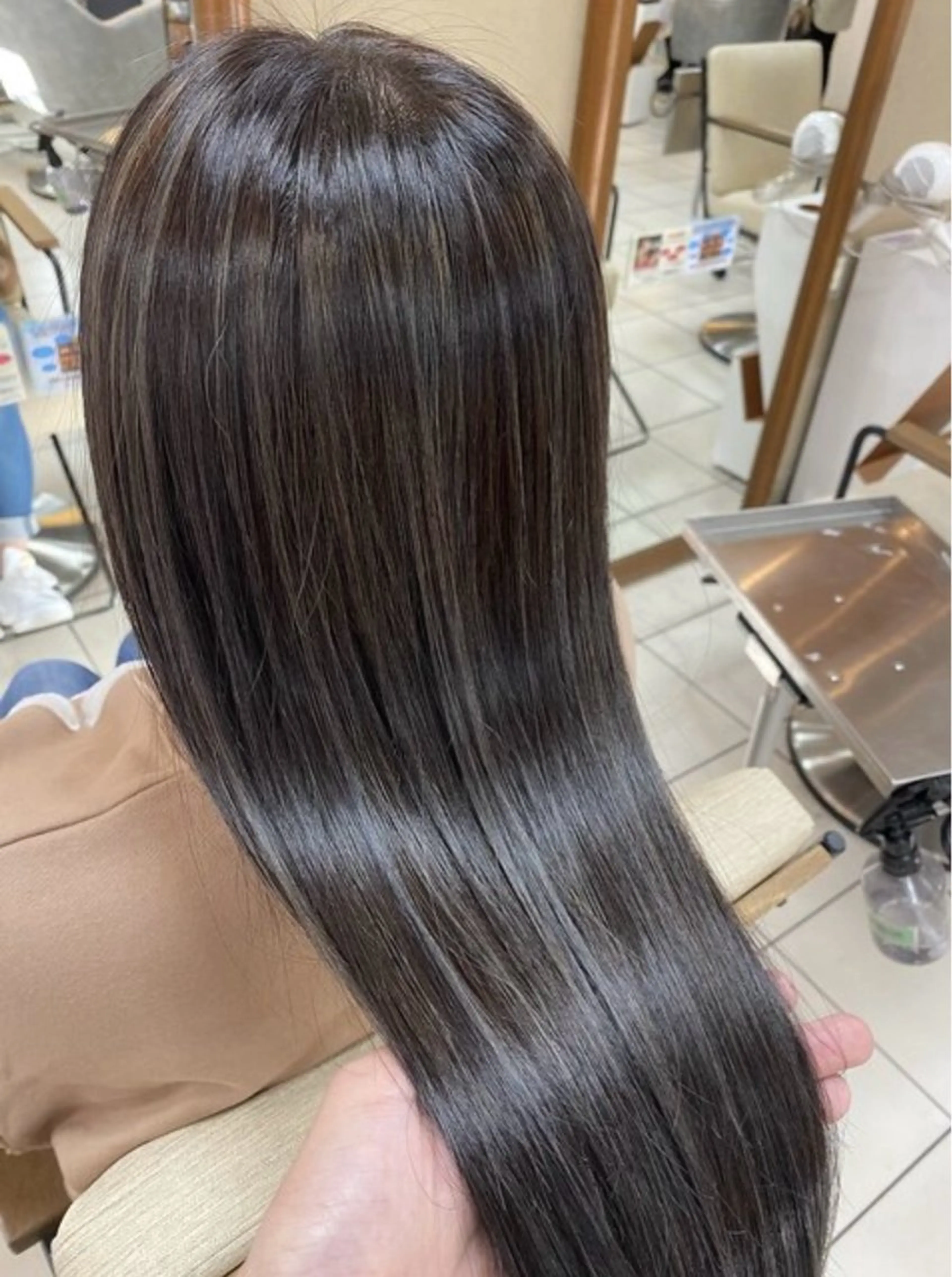 セミロング トリートメント JILL ユキのヘアスタイル