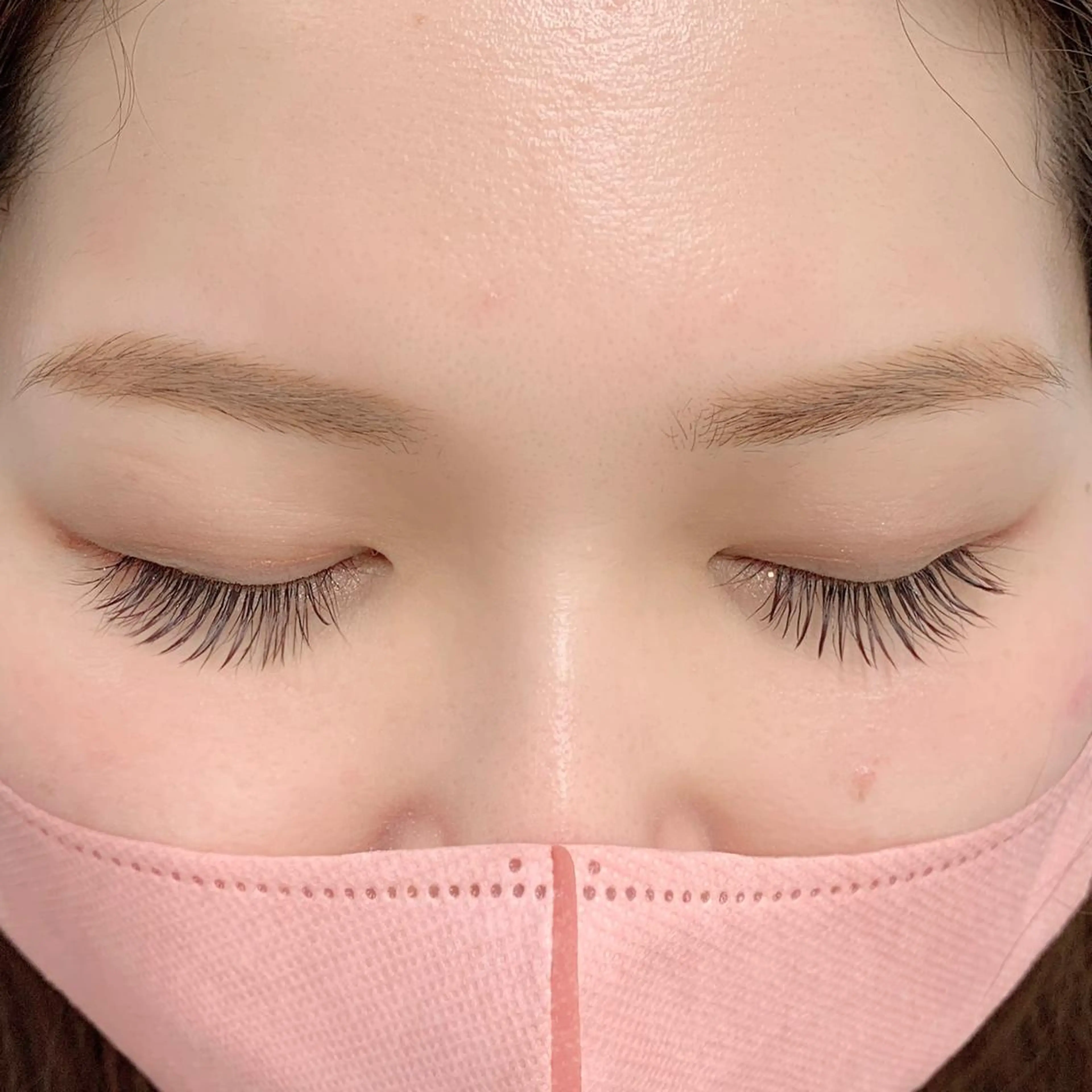 マツエク・マツパ ブラウンラッシュ カラーマツエク BellFlower Aki（眉・まつげ）のマツエク・マツパデザイン