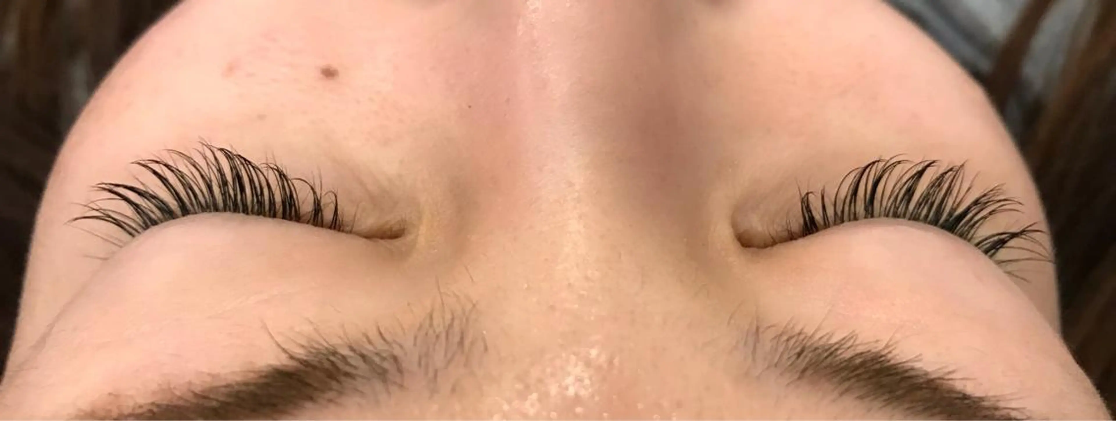 マツエク・マツパ 保子 祐里香のヘアスタイル