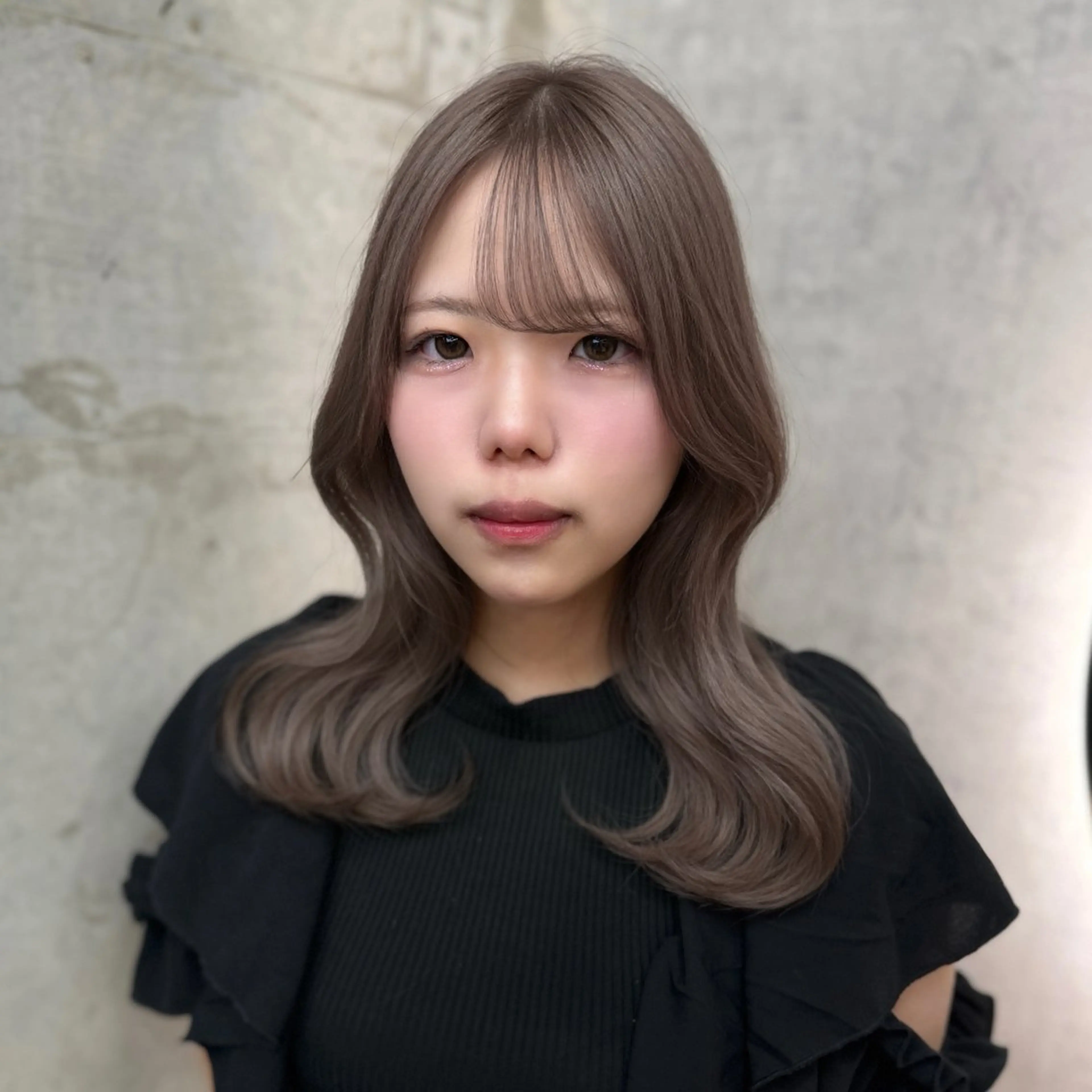 ミディアム ヘアカラー alo所属・ほの/ブリーチモデル 🎀/艶カラー‎のヘアスタイル