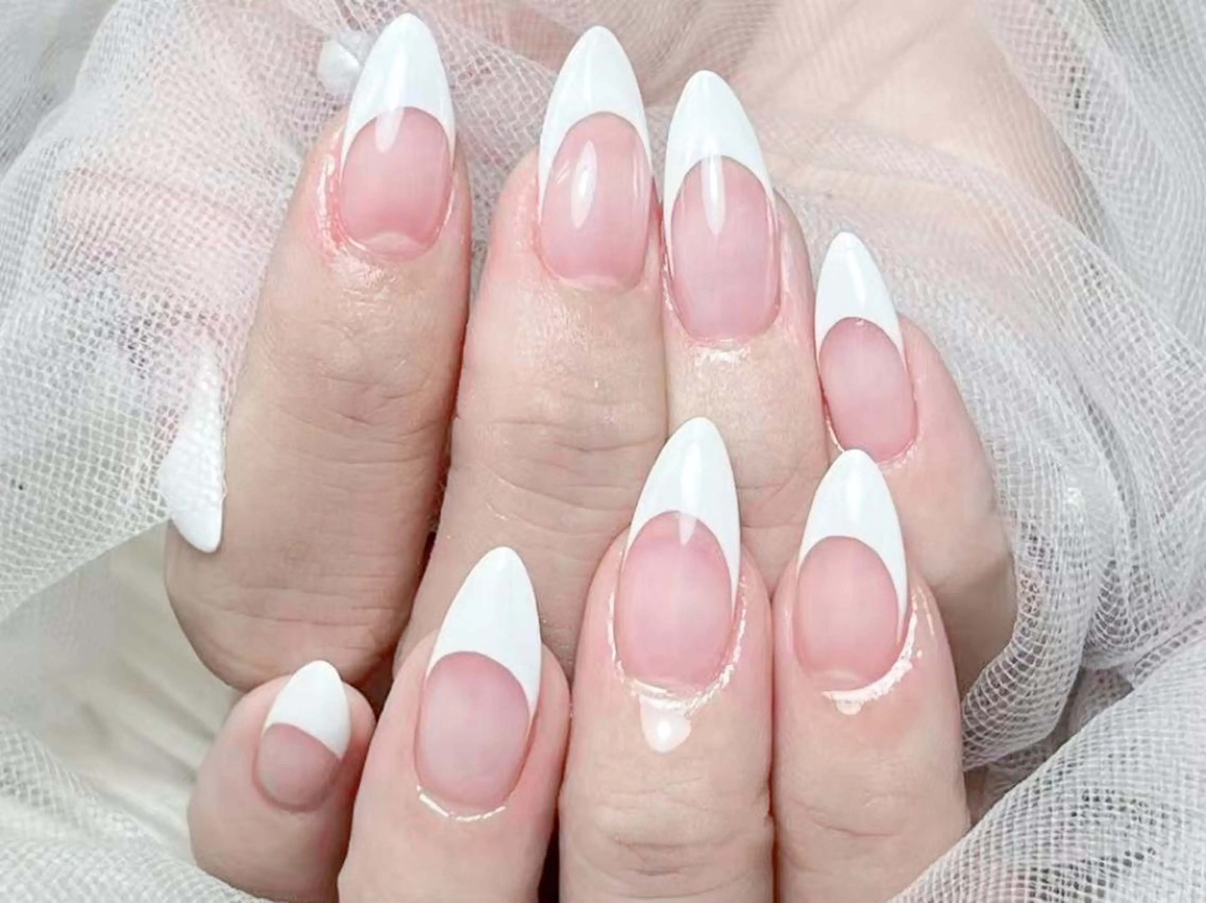 メンズ ネイル アートネイル フレンチネイル ジェルネイル キラキラネイル パラジェル Bloom kabukiのネイルデザイン