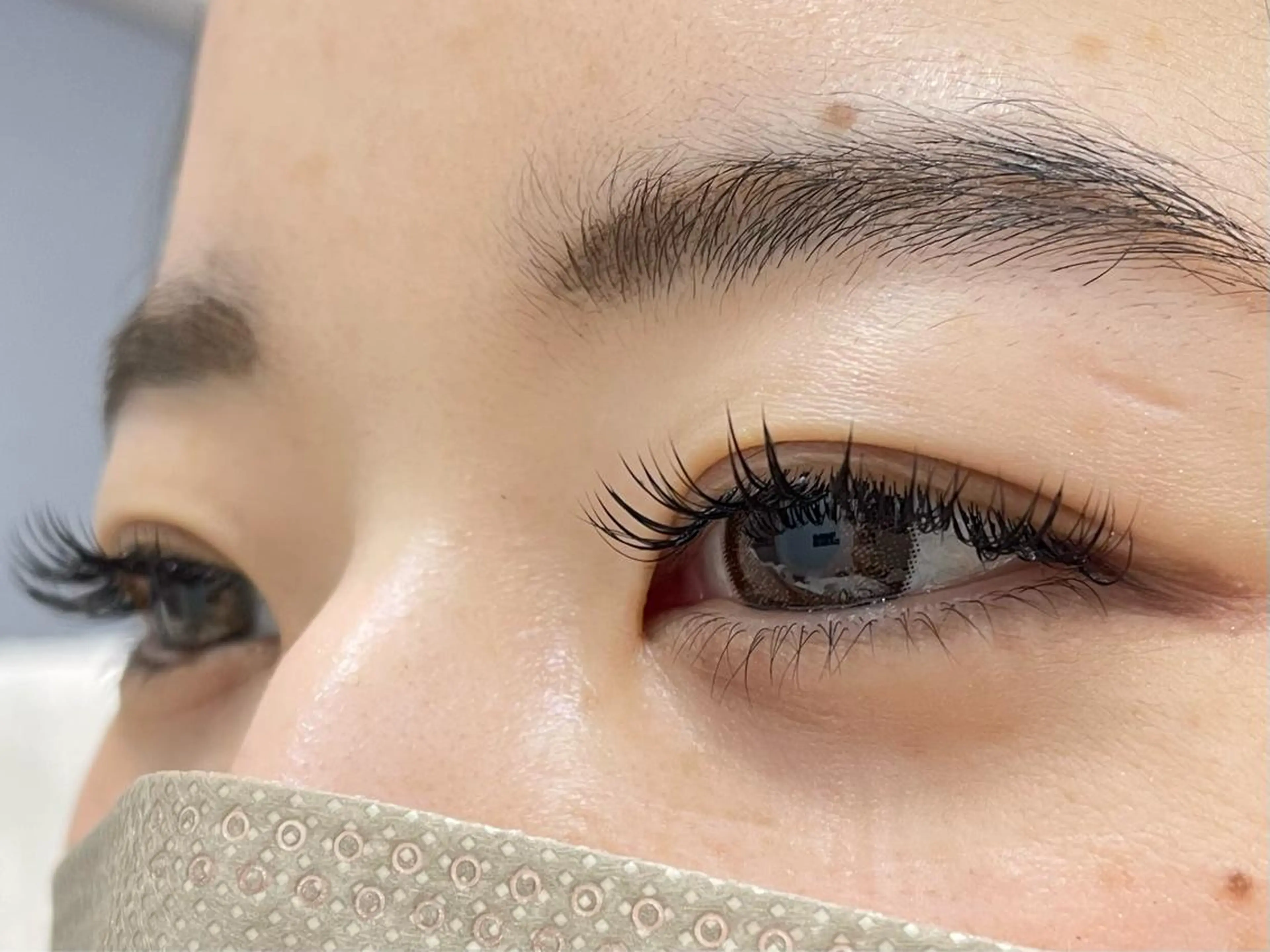 マツエク・マツパ バインドロック WHITE EYE銀座店所属・山口 菜月の眉毛・アイブロウイメージ