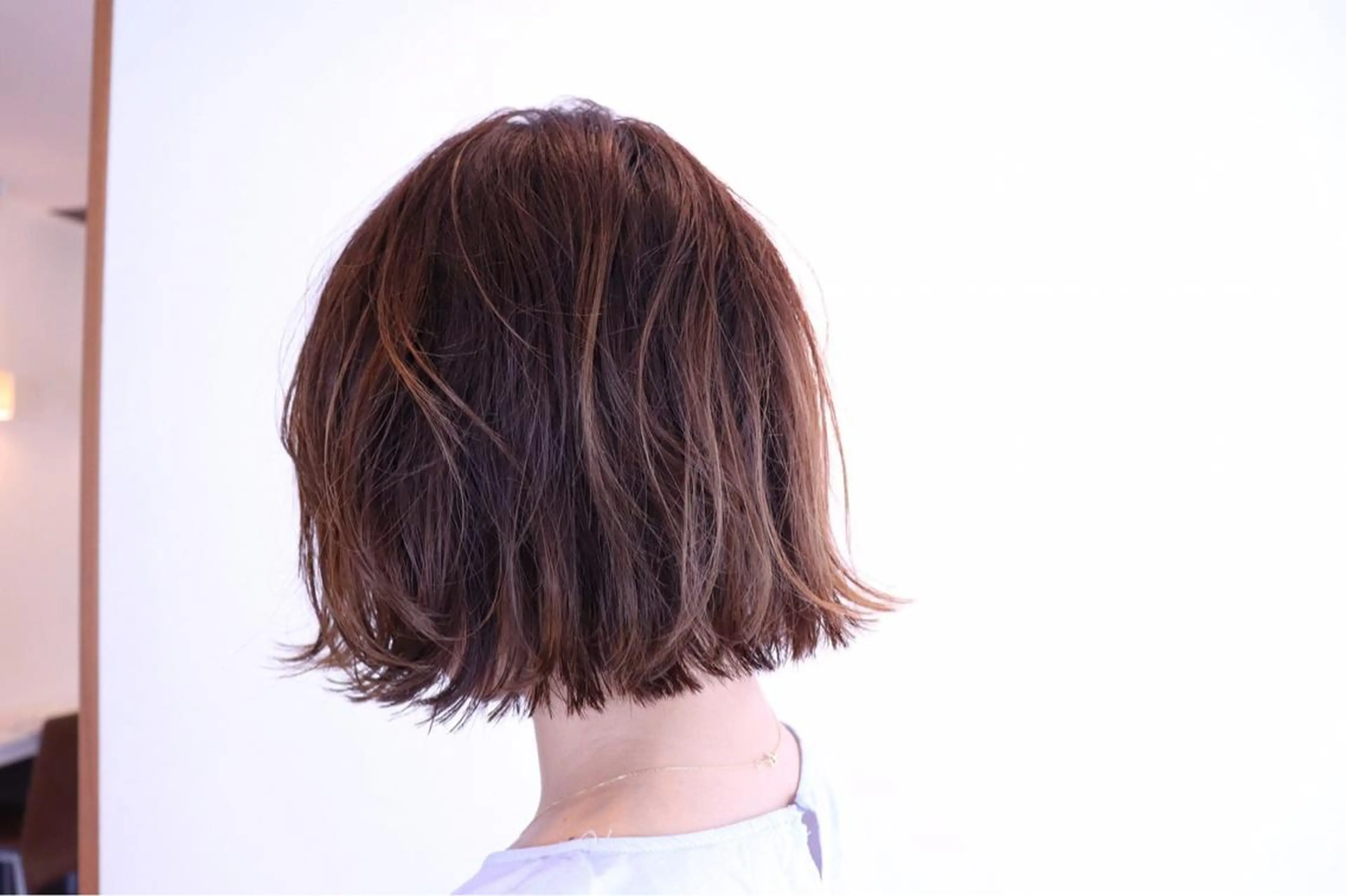 カラー 小川 美香のヘアスタイル