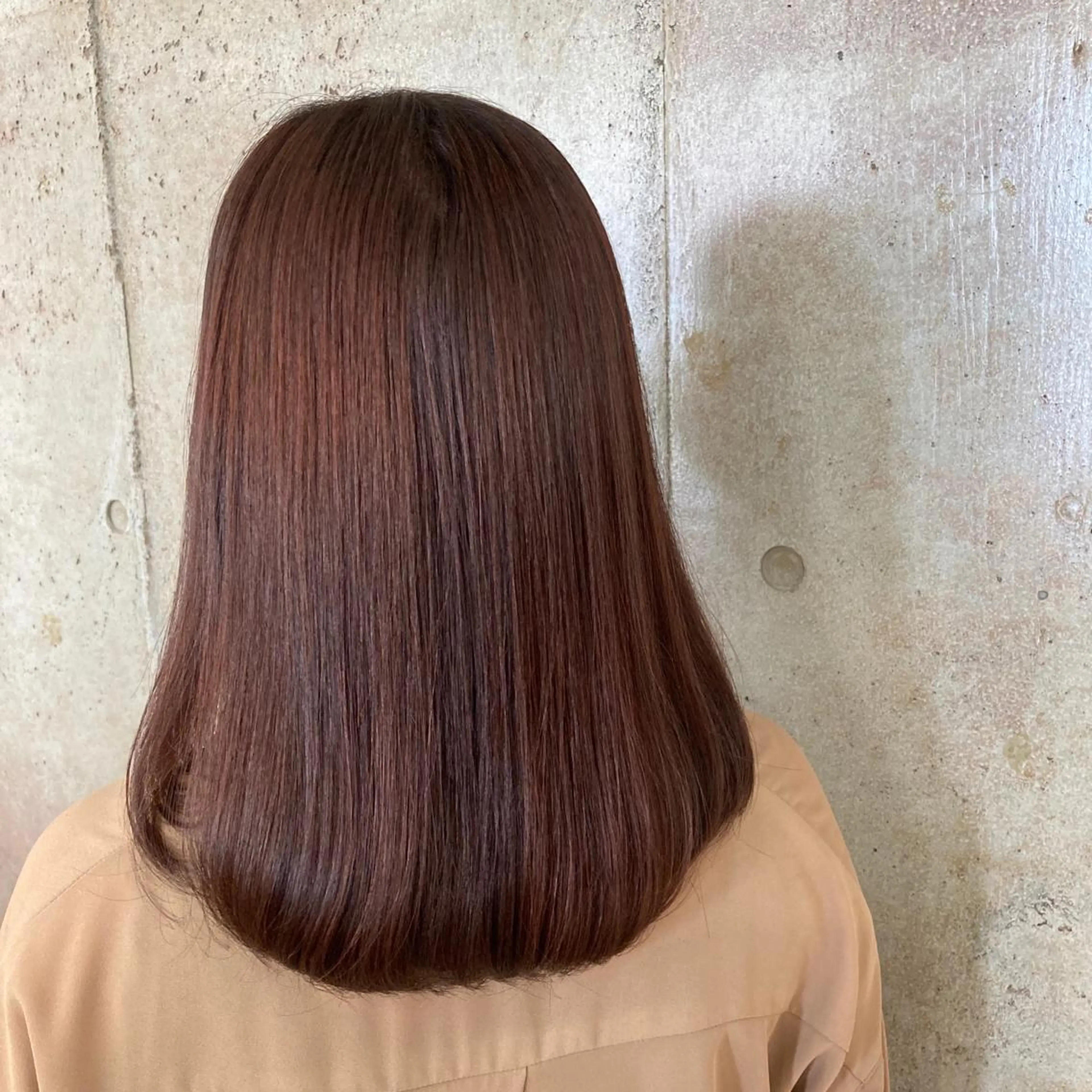 セミロング カラー 一ノ瀬 蘭のヘアスタイル