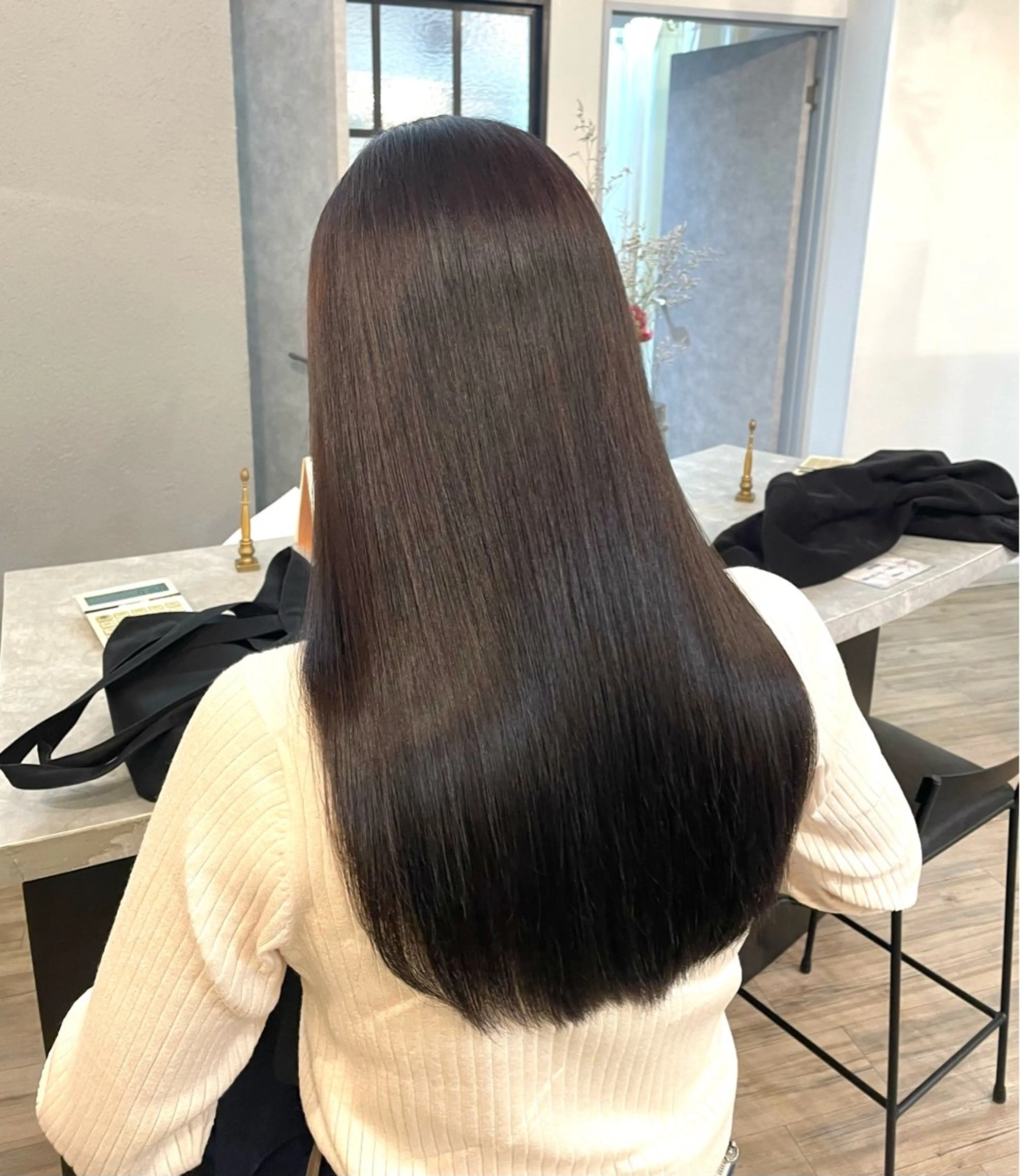 ロング パーマ 髪質改善 縮毛矯正 VISAGE ba.sk 金子詩帆のヘアスタイル