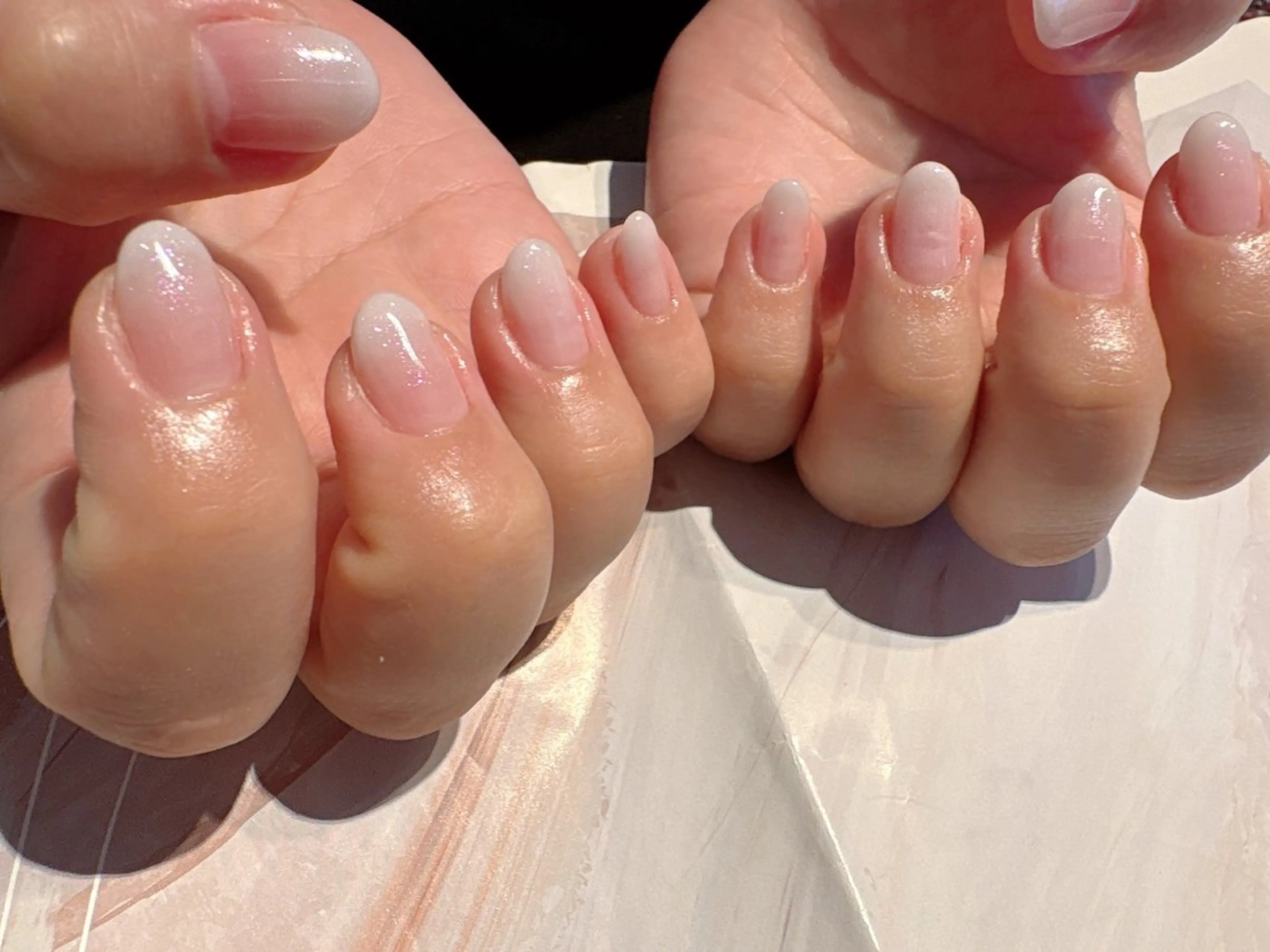 ネイル グラデーション ホワイト Re: Miyukiのネイルデザイン