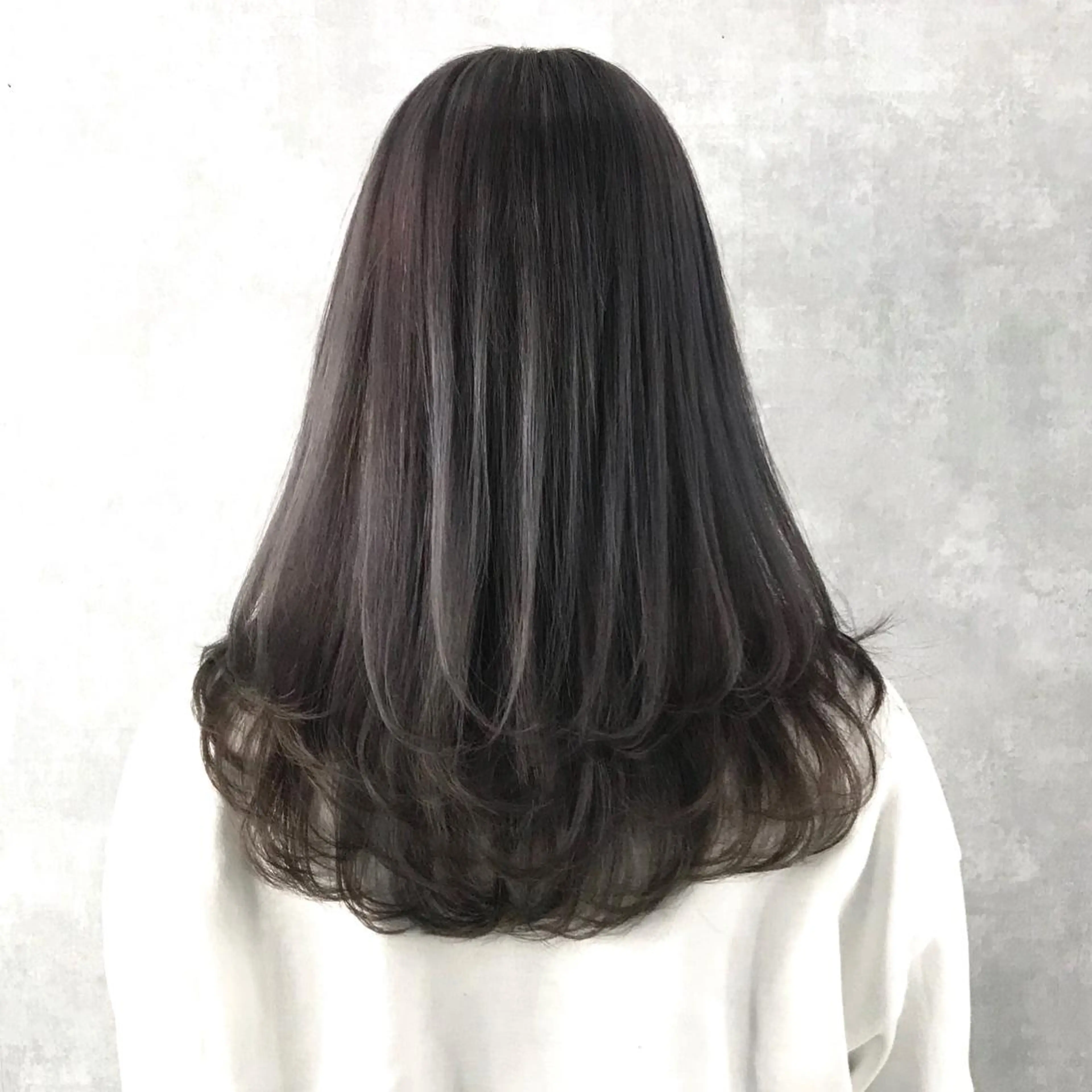 ロング ヨシンモリ ムルギョル巻き 韓国風ヘア レイヤーカット シースルーバング サロウィン所属・K-POP好き美容師 🇰🇷Kai.Yのヘアスタイル