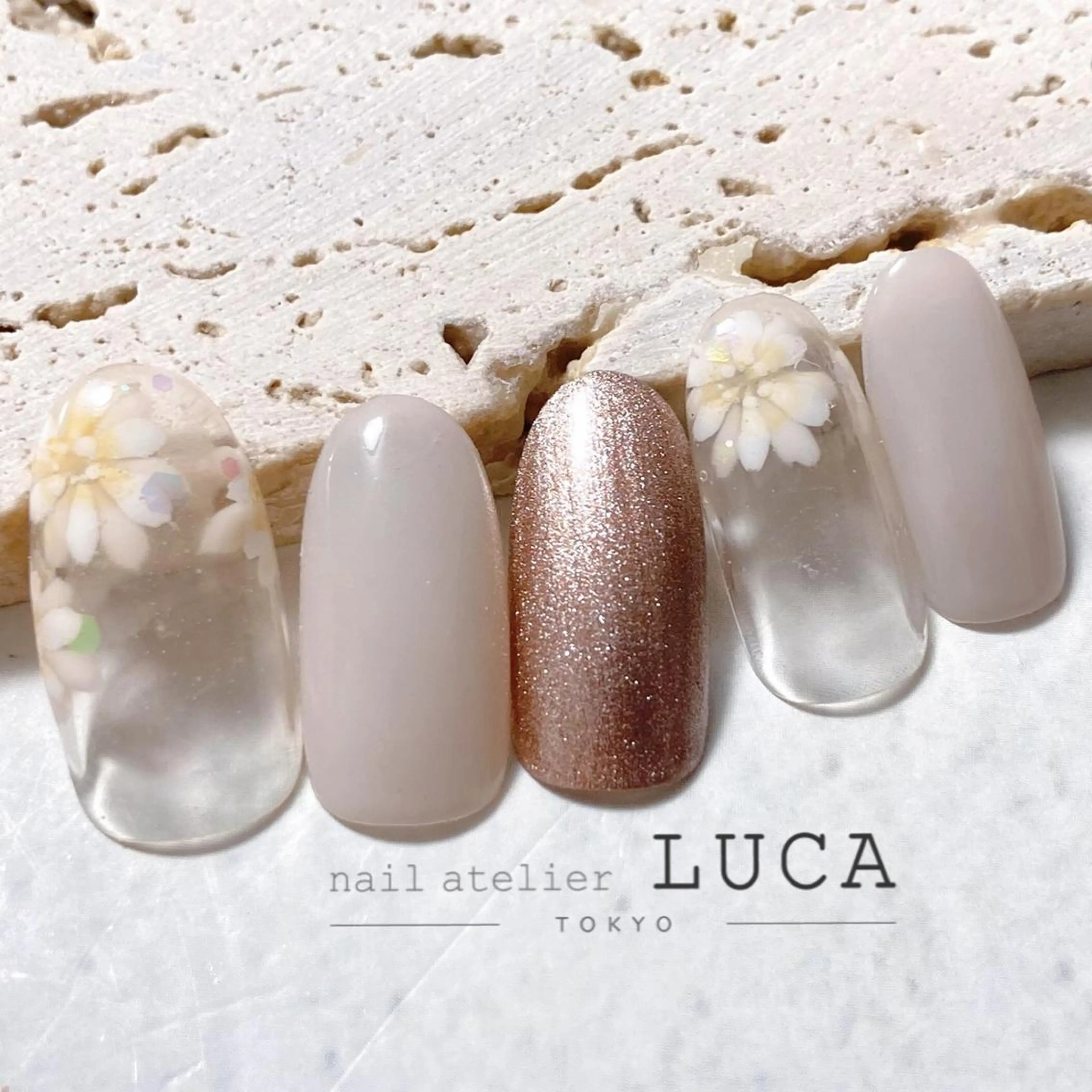 【オフなし】自爪を削らないシェラックスタンダードアートコース（40色以上）の写真