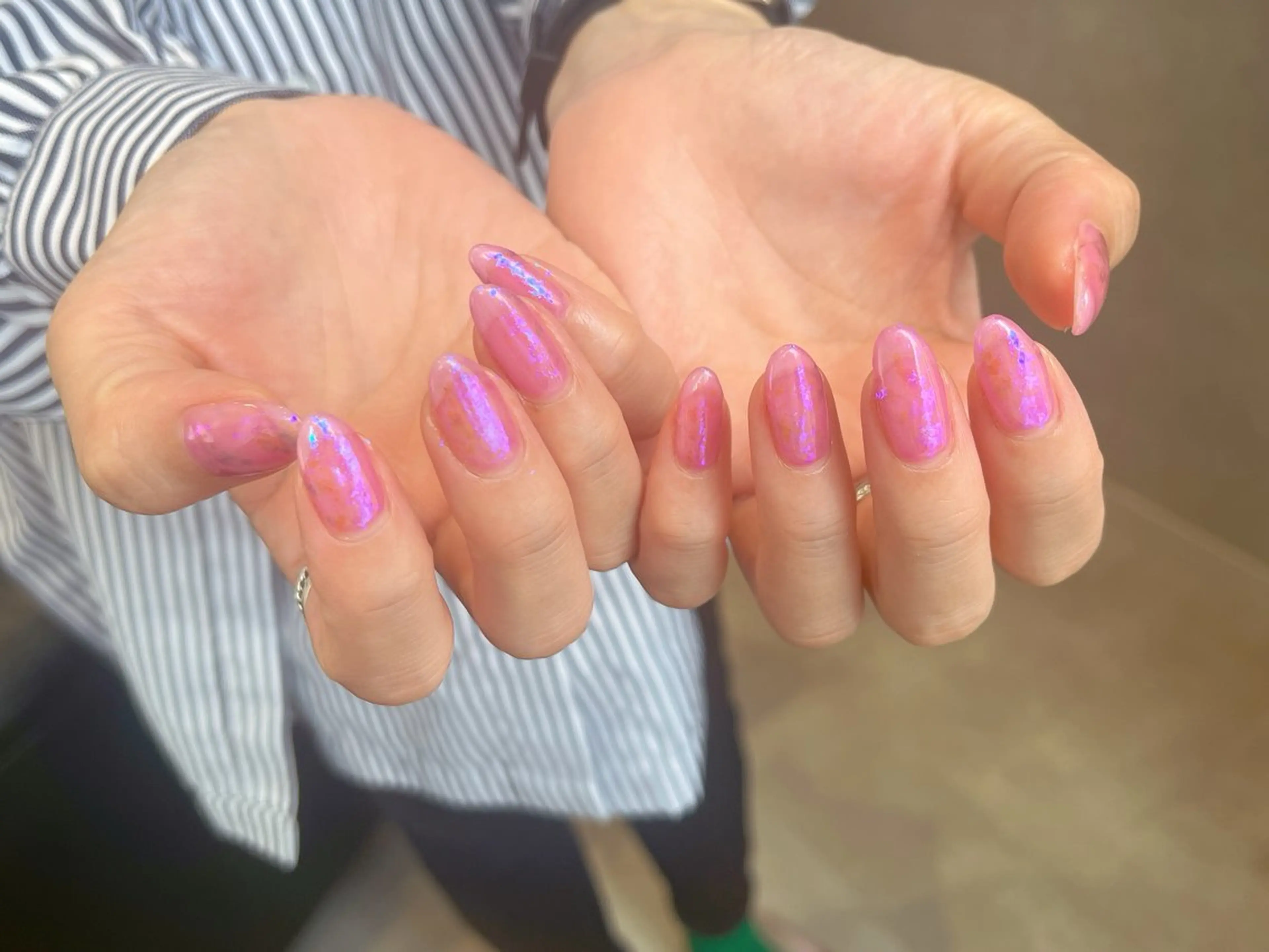 ネイル オーロラネイル フラッシュネイル ジェルネイル マグネットネイル シンプルネイル ハンドネイル emNail所属・em Nailのネイルデザイン