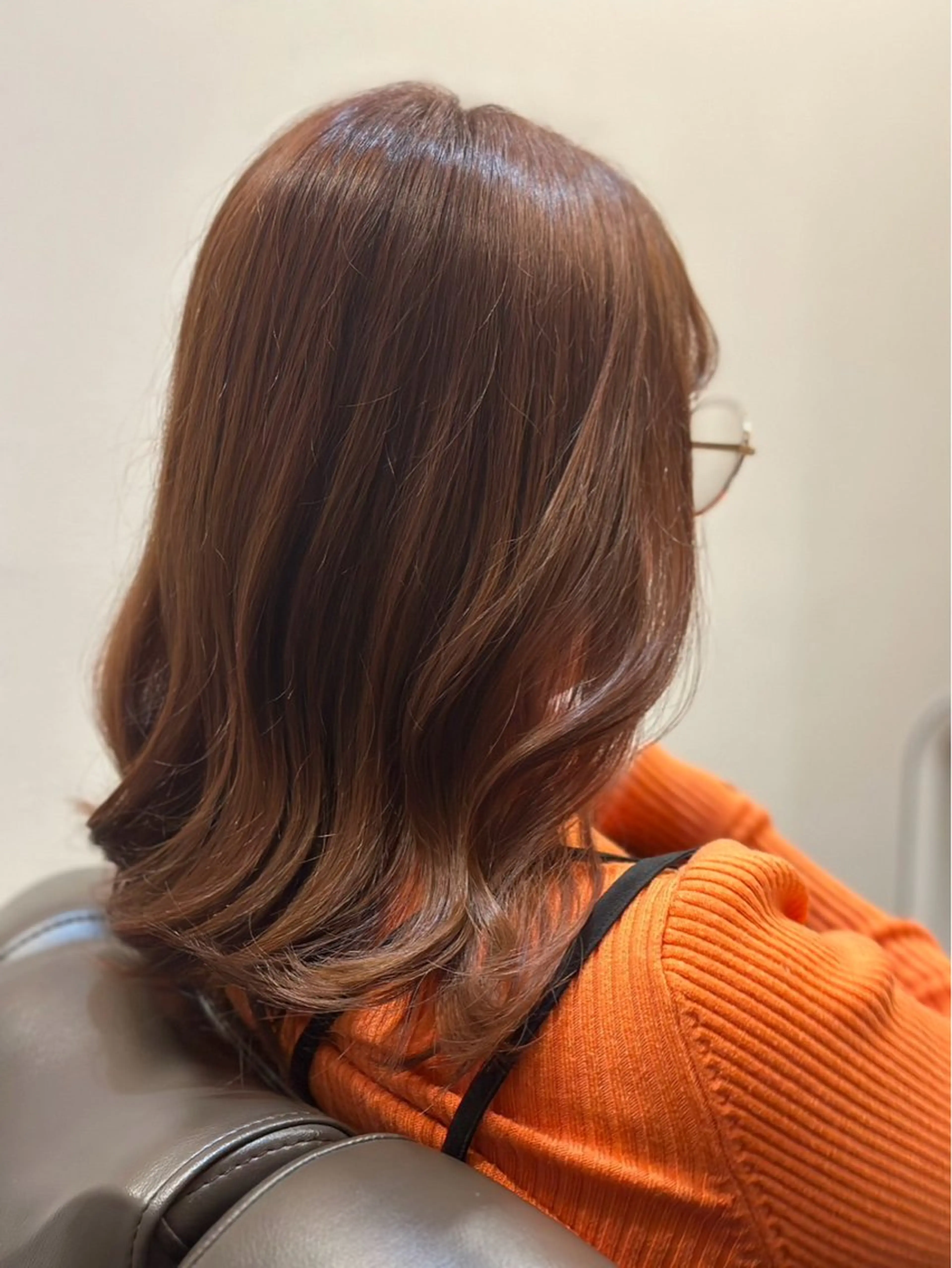 ミディアム カラー スズキ ミヤコのヘアスタイル