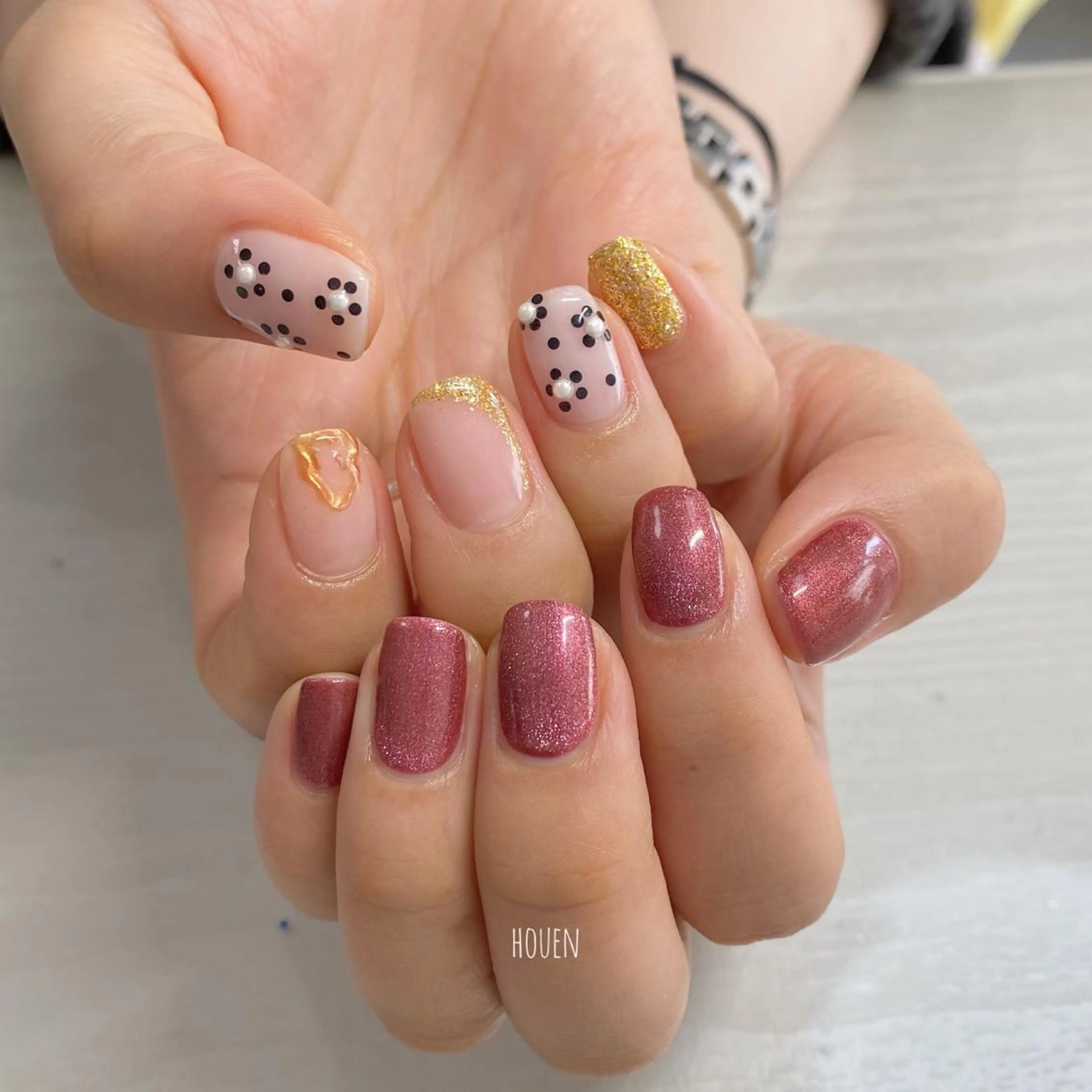 ネイル 持ち込み I P'ink nail salon所属・I pinknail 韓国風·持ち込み専門のネイルデザイン