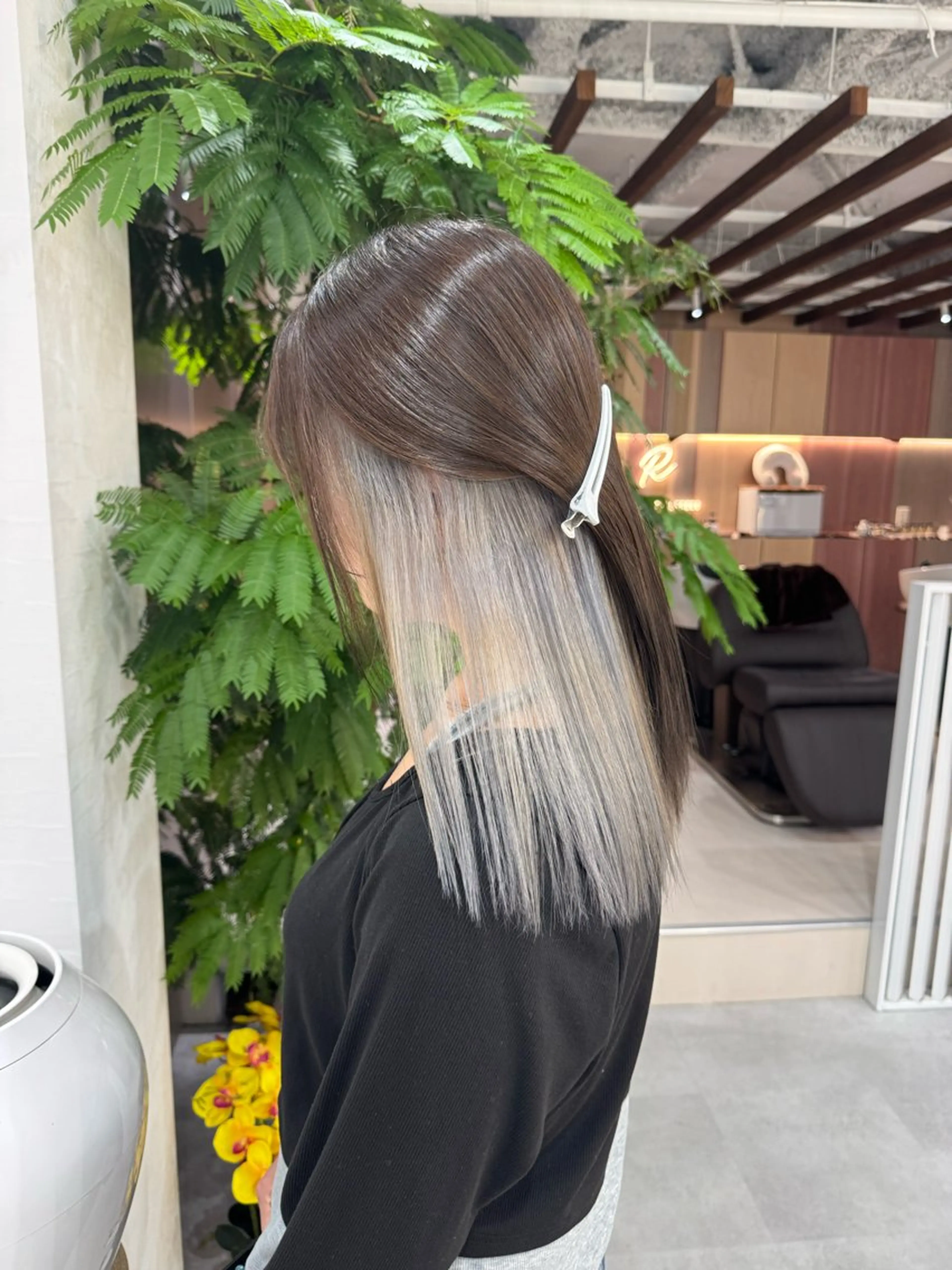 ミディアム ヘアカラー R BEAUTY MAIのヘアスタイル