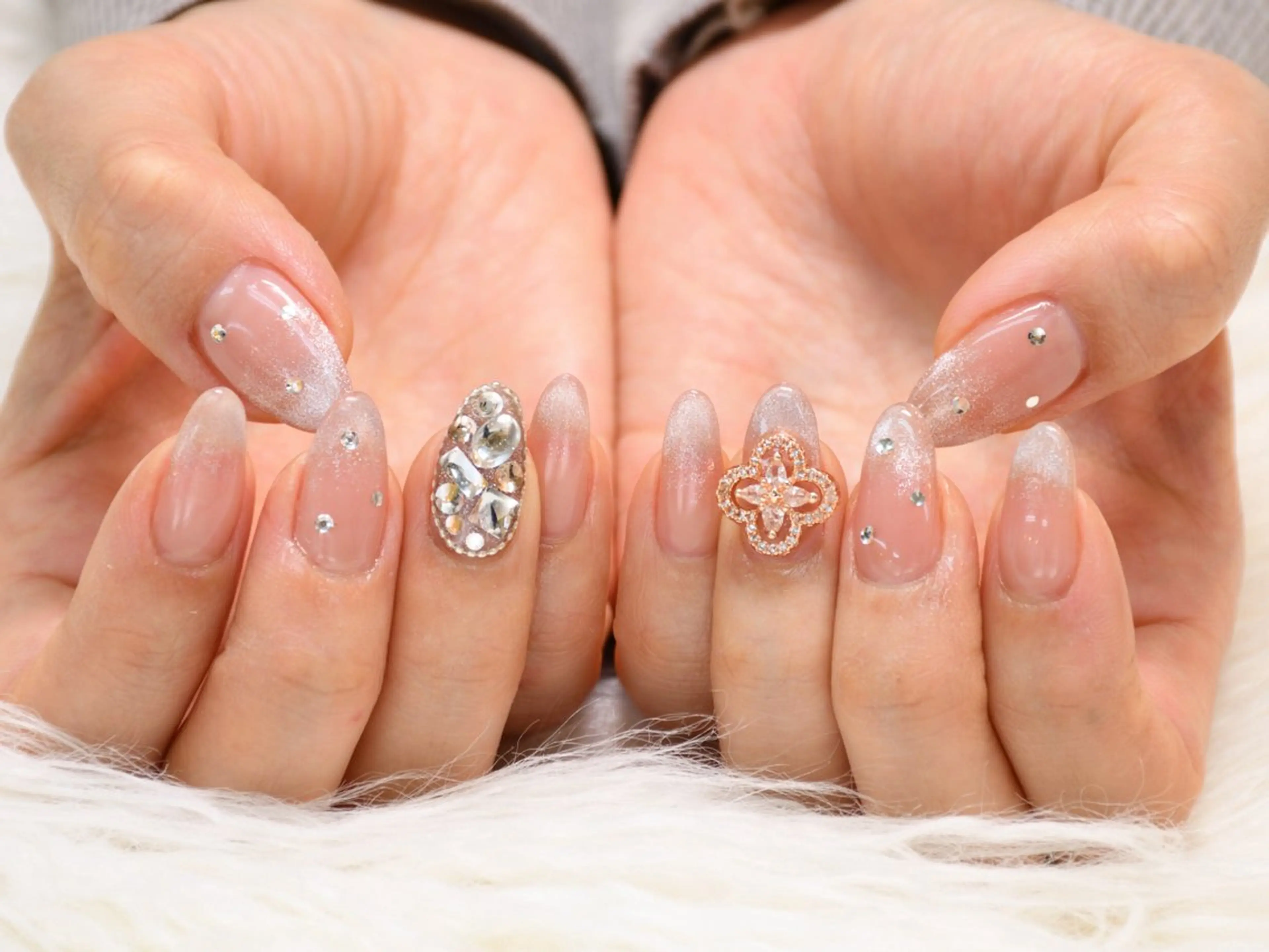 ネイル Queennail 北堀江megumiのネイルデザイン