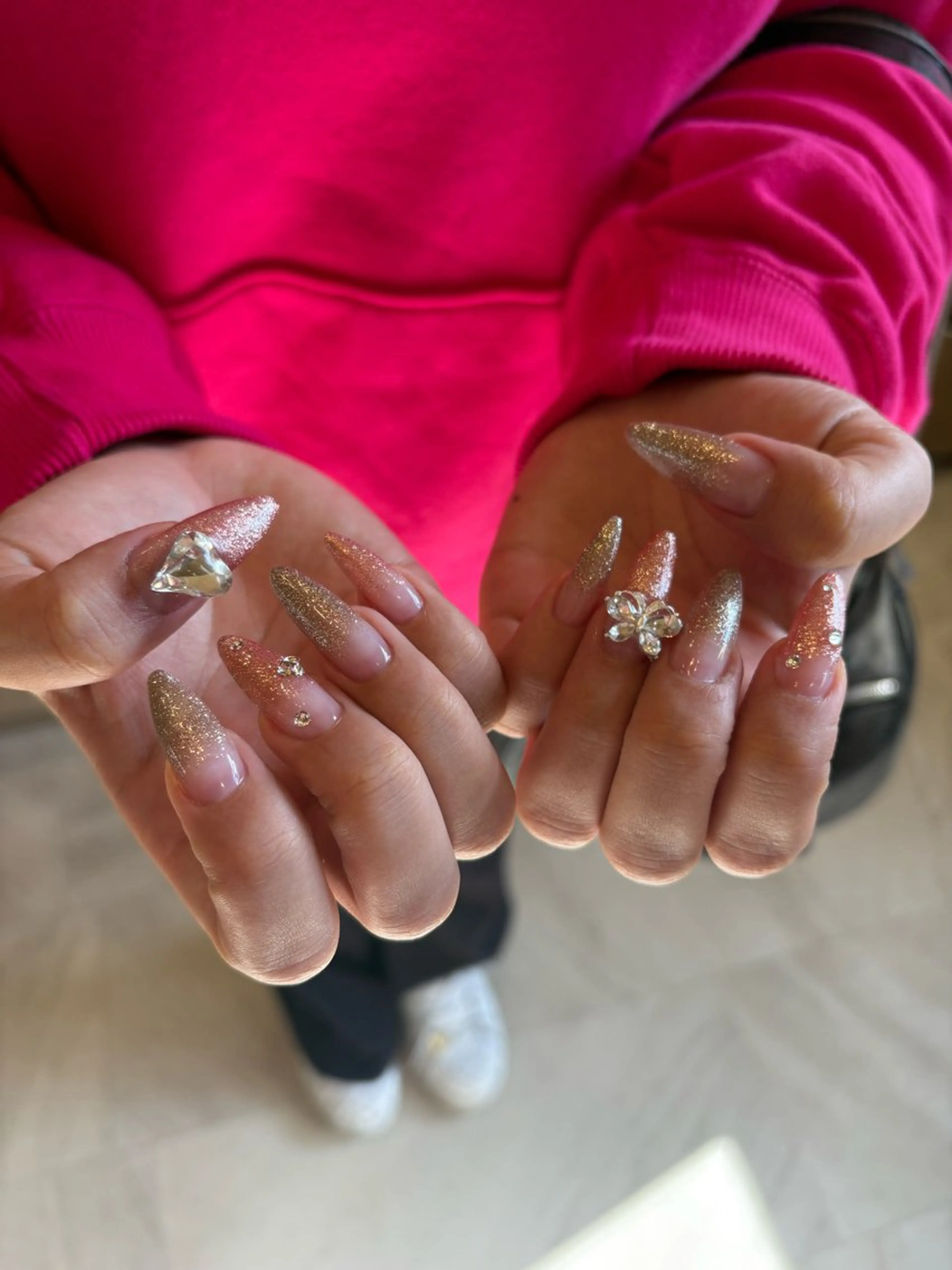 ネイル ラメ(グリッター) ラメグラデーション atelier7. yukiのネイルデザイン