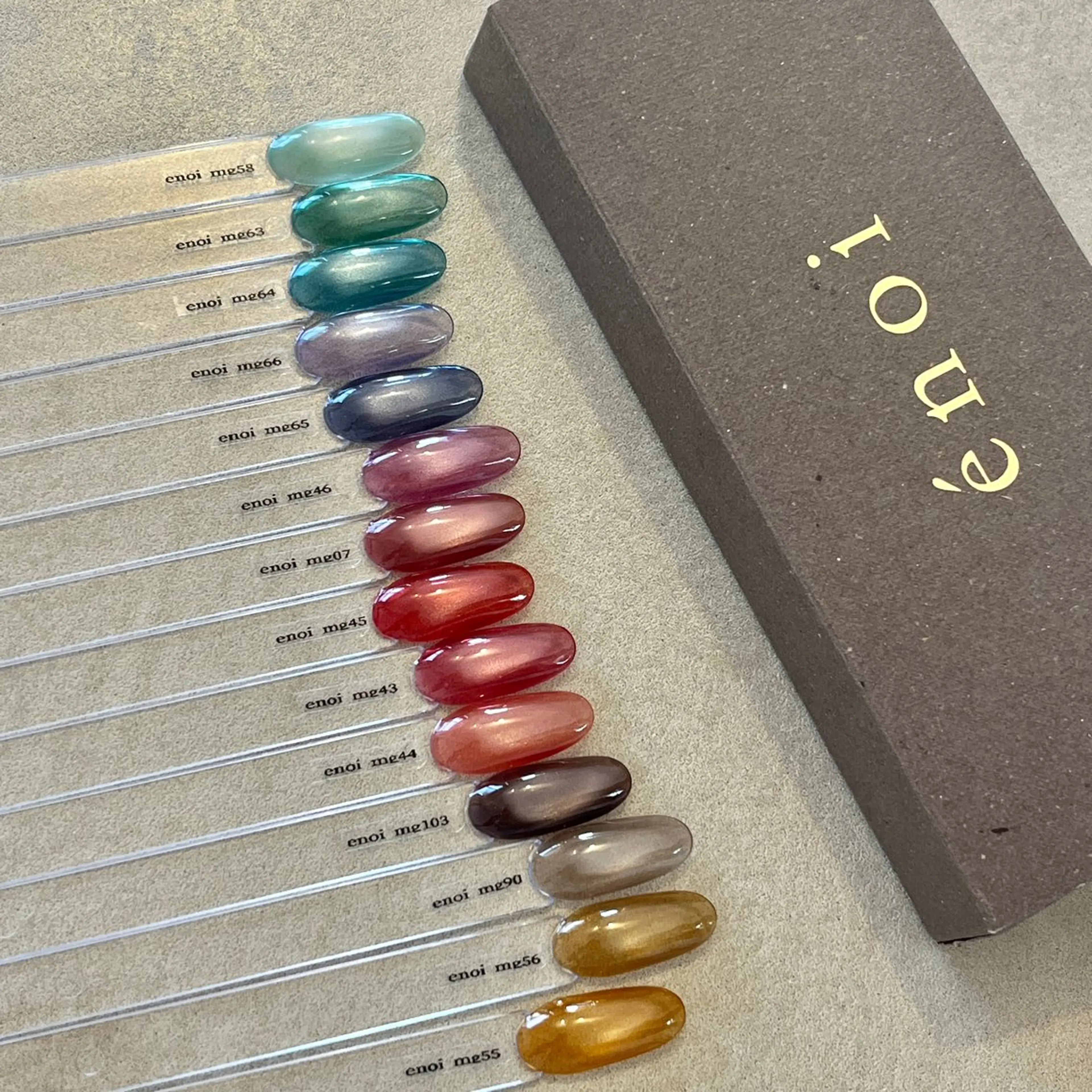 マグネットネイル　ご新規様オフ込み無料の写真