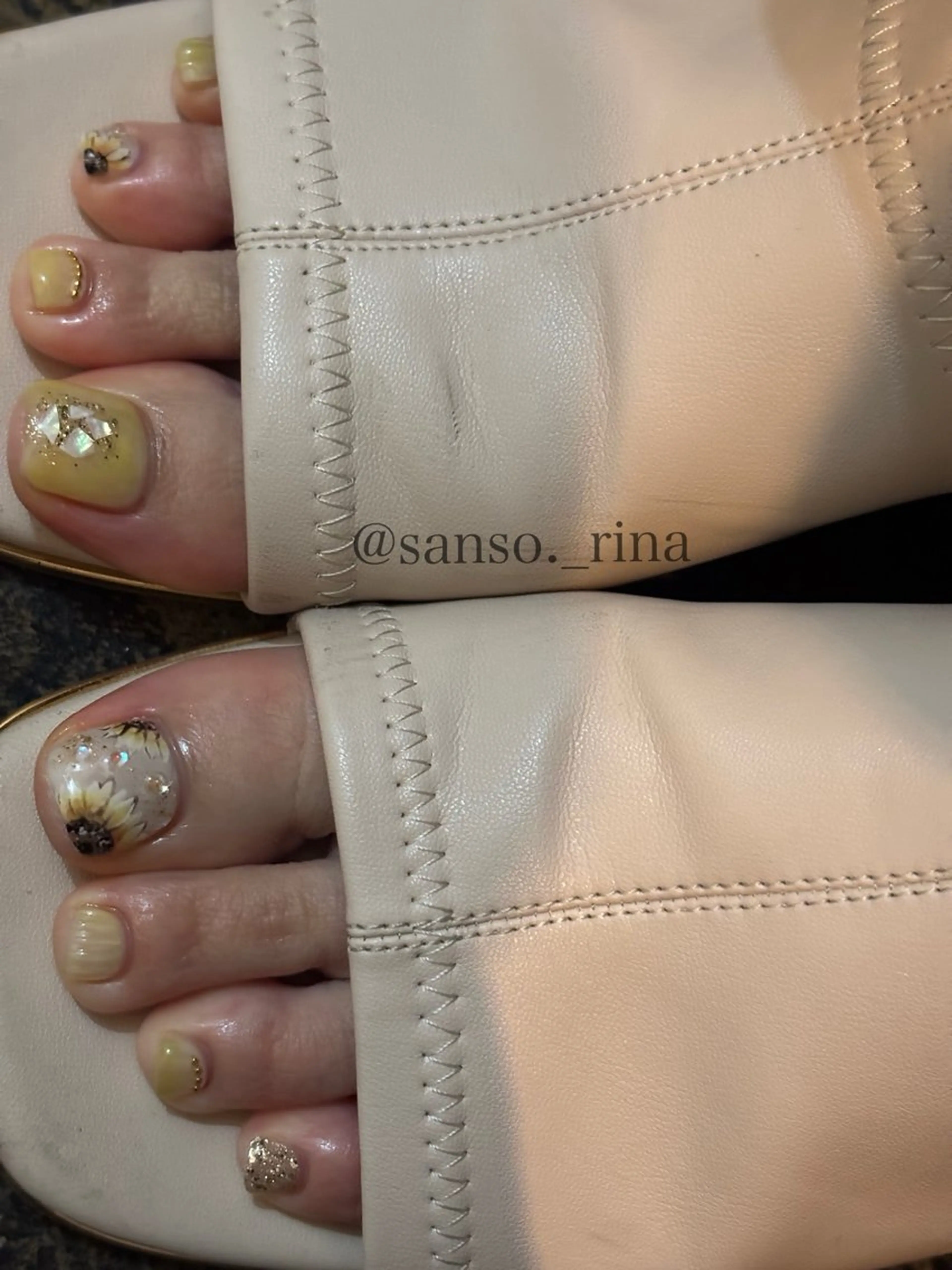 ネイル ハンドネイル フットネイル nuu 栄所属・早川 里奈のネイルデザイン